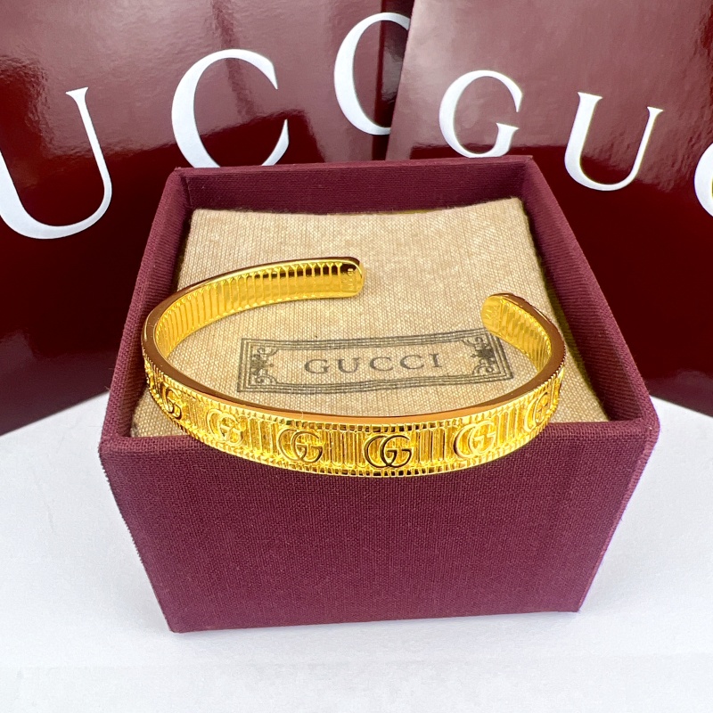 Gucci Jewelry GUCCI gear bracelet — photo 6