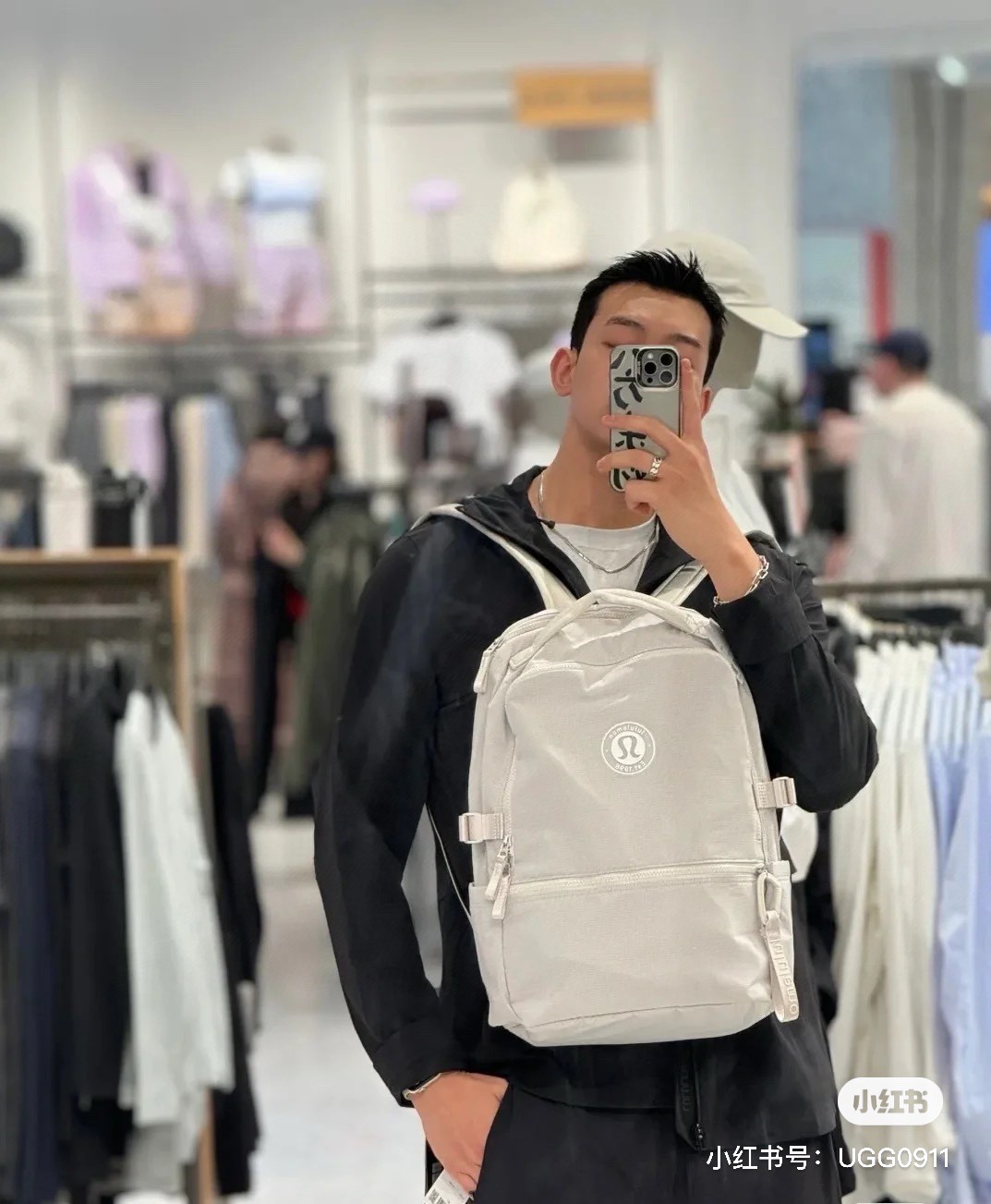 轻量化设计背包 7