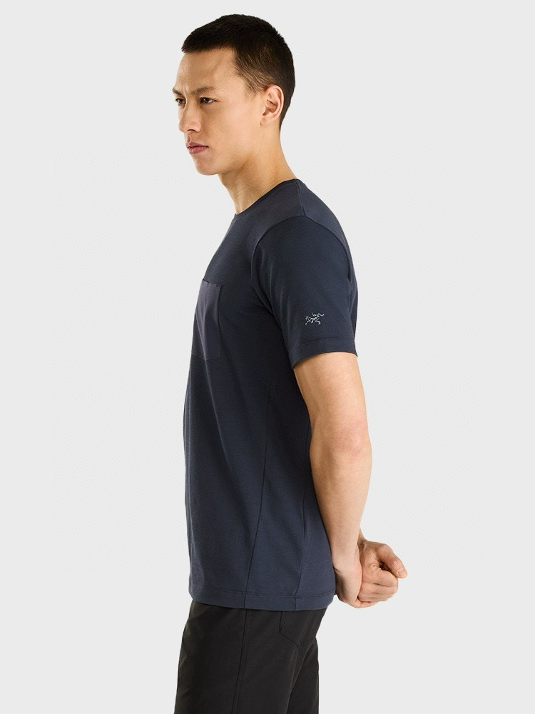 Arc'teryx Eris Cotton T-Shirt for Men - Lightweight and Breathable 3 i1750914348870 2668 0 1