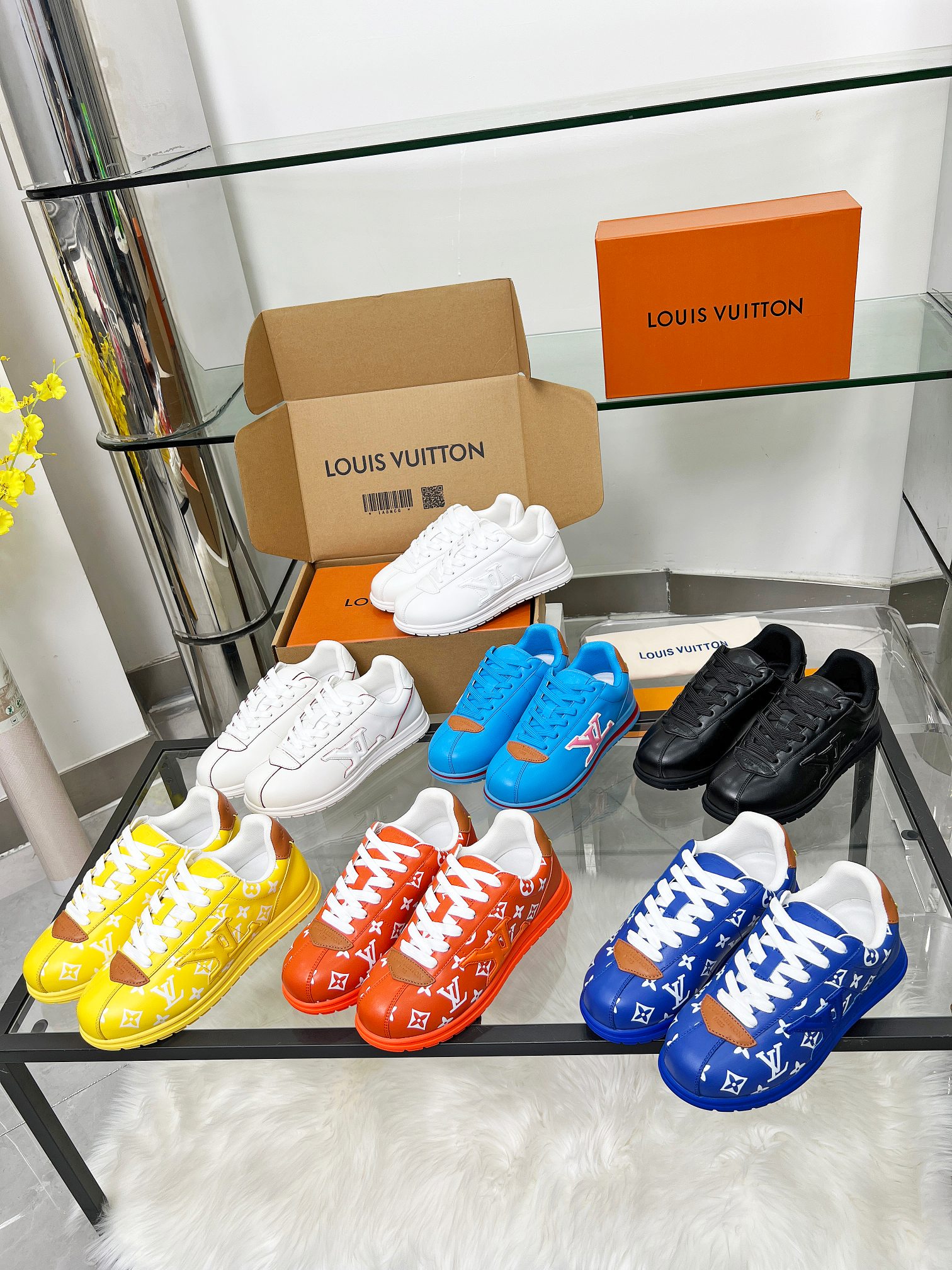 NO:385252,2025 summer LV Louis Vuitton new model is shipped, upper toe into cowhide, rubber outsole, 7 colors, full package plus aircraft box, 35--46, casual shoes/sports shoes, louis vuitton, louis vuitton, sneakers, cowhide198609092025夏季LV路易威登新款以出货,鞋面头成牛皮,橡胶大底, 7个色,配全套包装加飞机盒,35--46,休闲鞋/运动鞋,louis vuitton,louis vuitton,sneakers,cowhide,Women's Shoes
