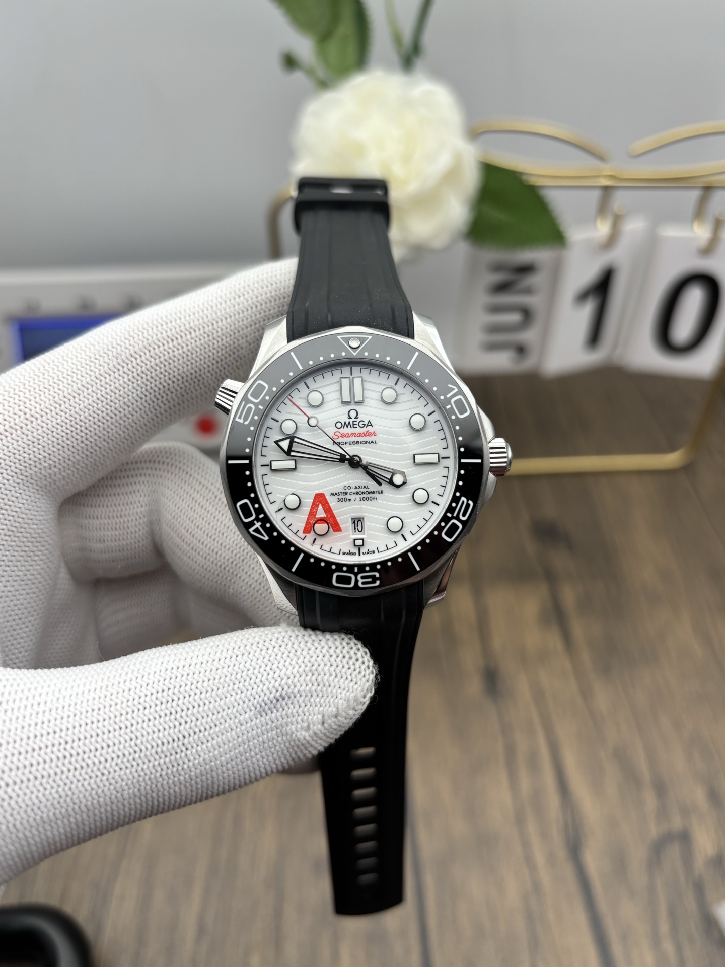 NO:386886,VS White Sea Horse Tape,19860909VS 白海马胶带,,Watch