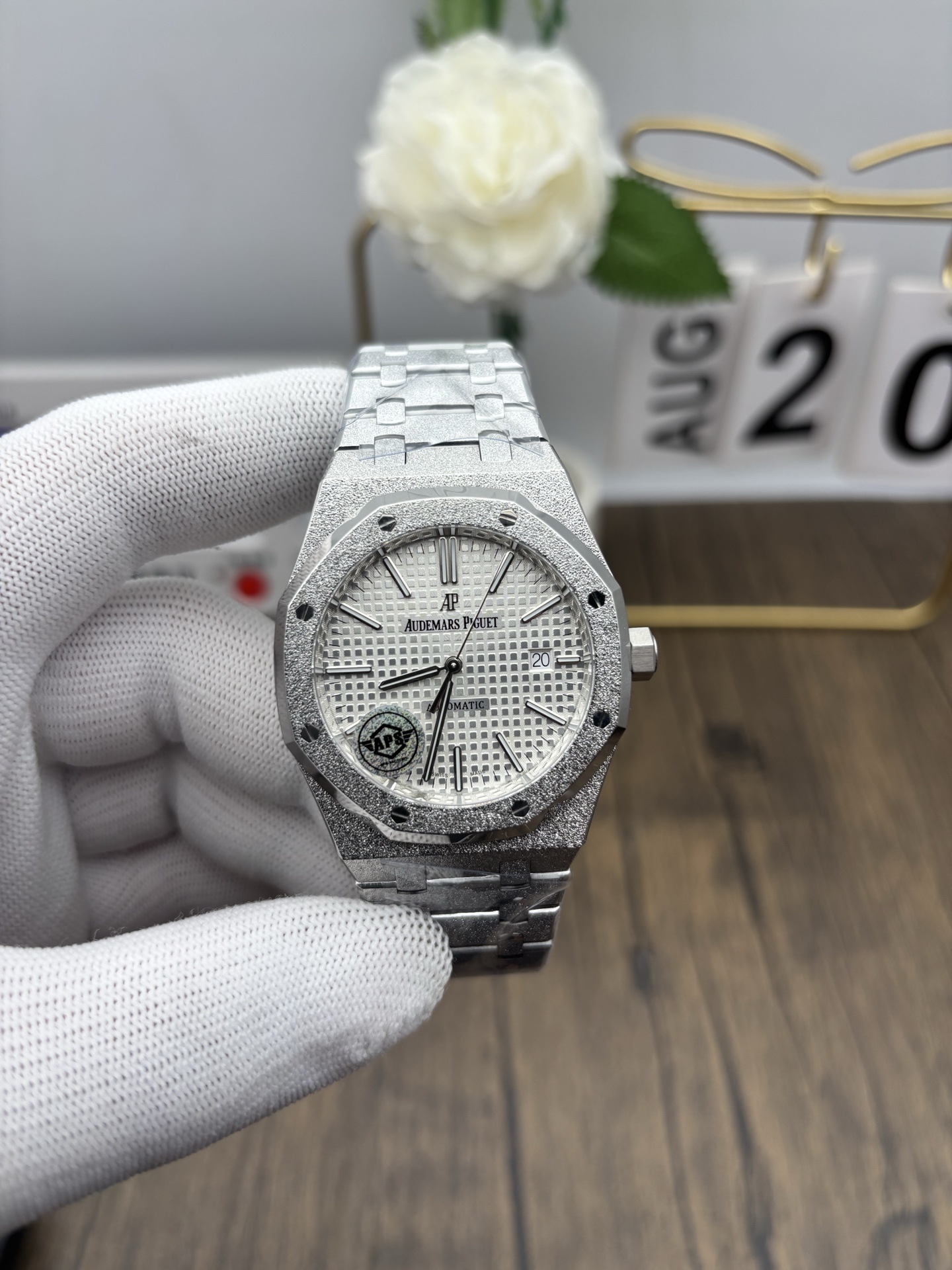 NO:387103,as 15410 frost golden white plate,19860909as 15410霜金白盘,,Watch