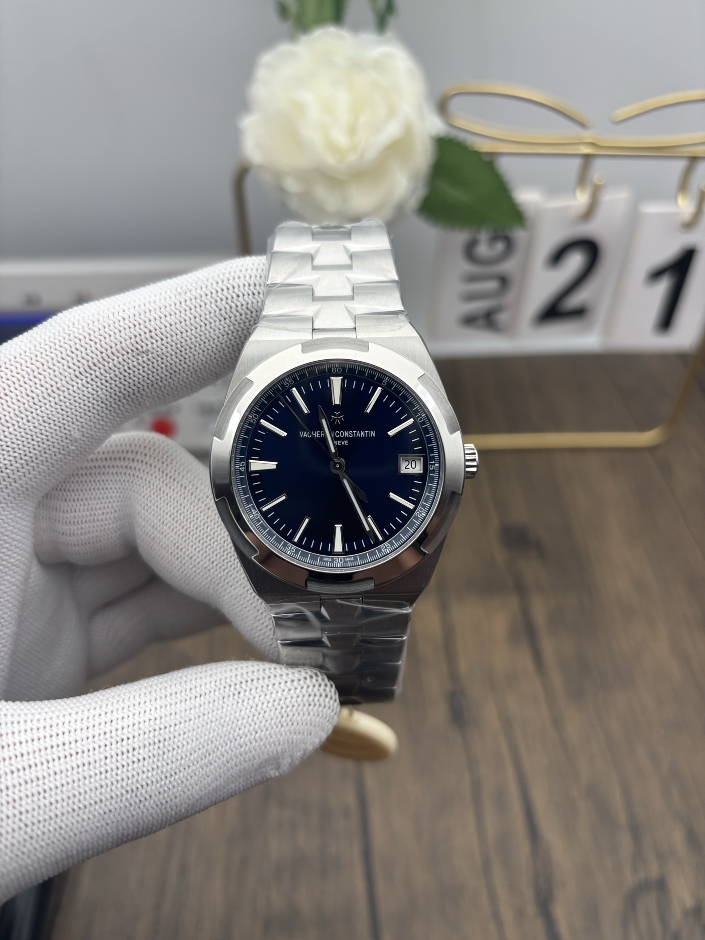 NO:387095,f 4500v blue disk across the world,19860909f 纵横四海4500v蓝盘,,Watch