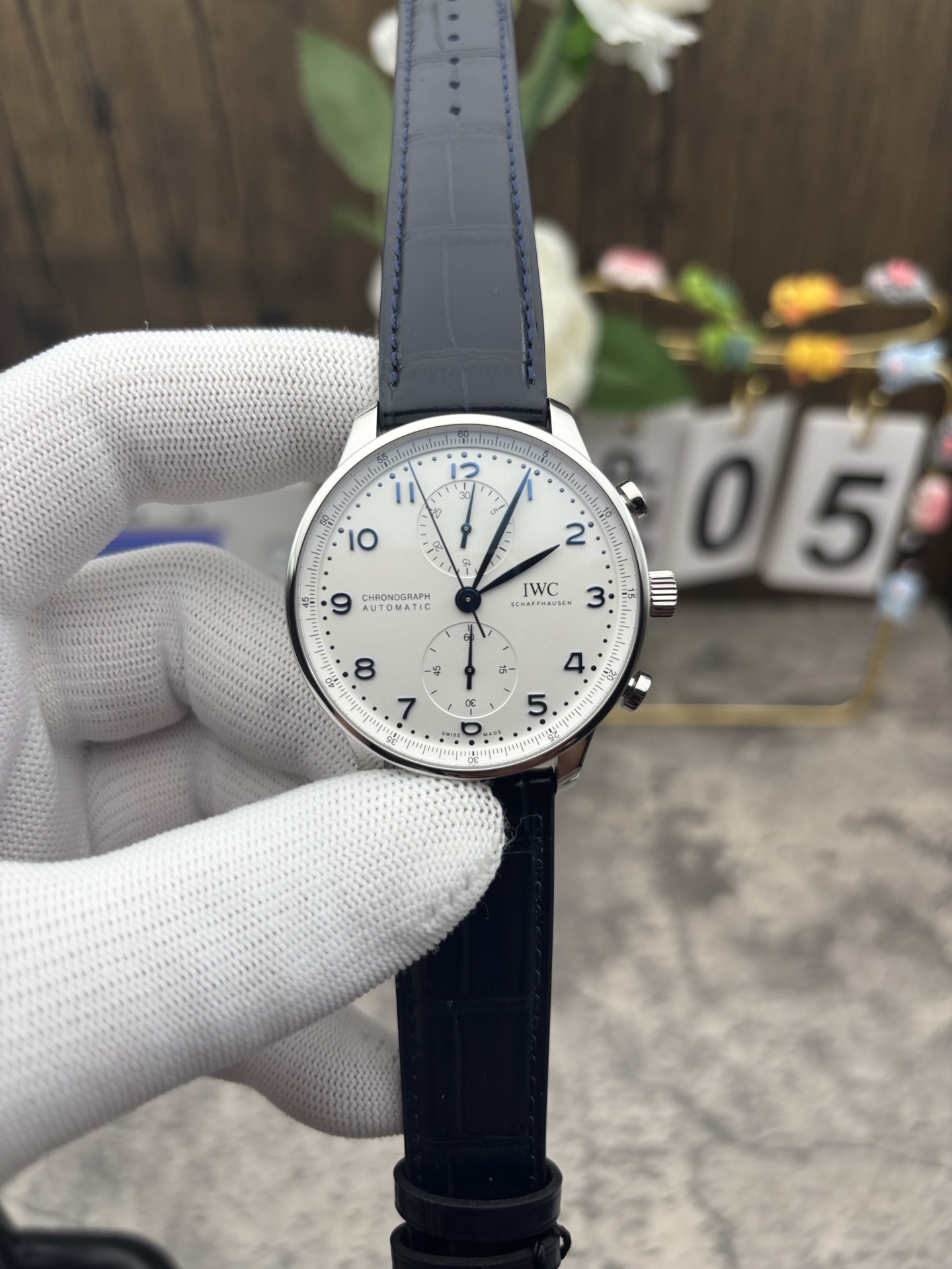 NO:387215,zf blue needle glass meter transparent bottom,19860909zf 蓝针葡计透底,,Watch