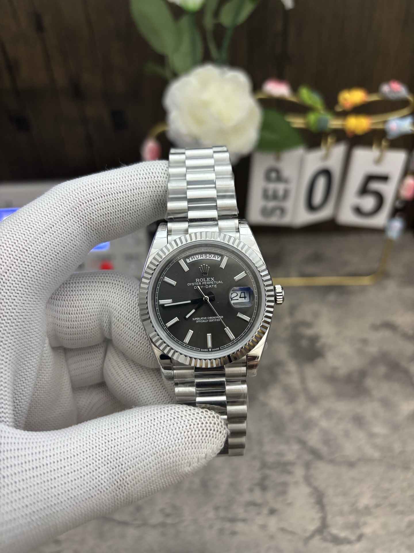 NO:387174,gs gray plate engraved dd,19860909gs灰盘条刻dd,,Watch