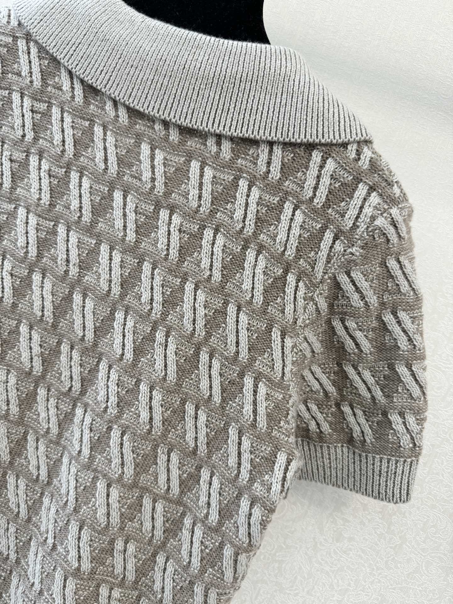 上衣，半裙120FD经典爆款🆕🆕🩶上衣实拍图