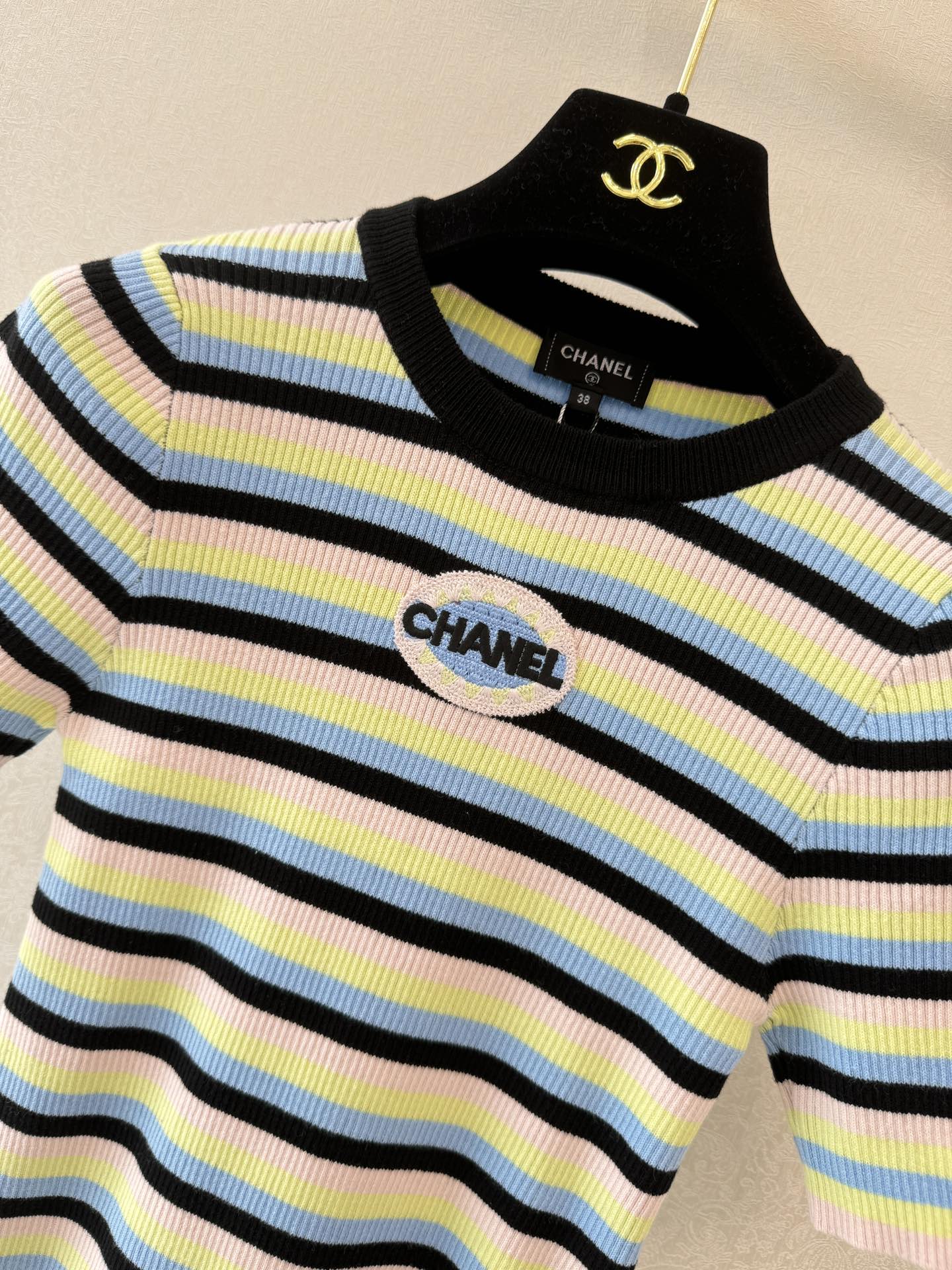 小香新品上架🛒🛒条纹圆领短袖💗💗实拍图🆕🆕