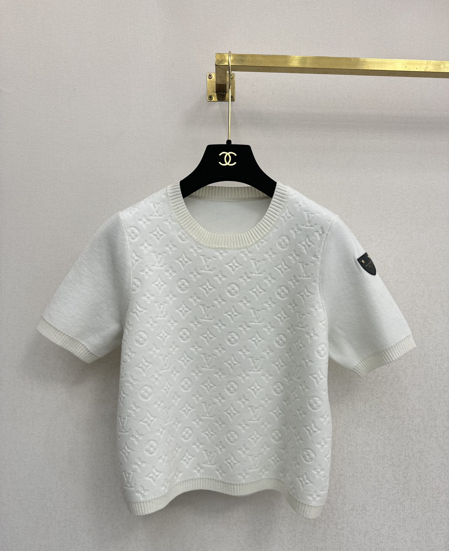 LV高版本新品🆕🆕圆领短袖💗💗实拍图🆕🆕两色3码