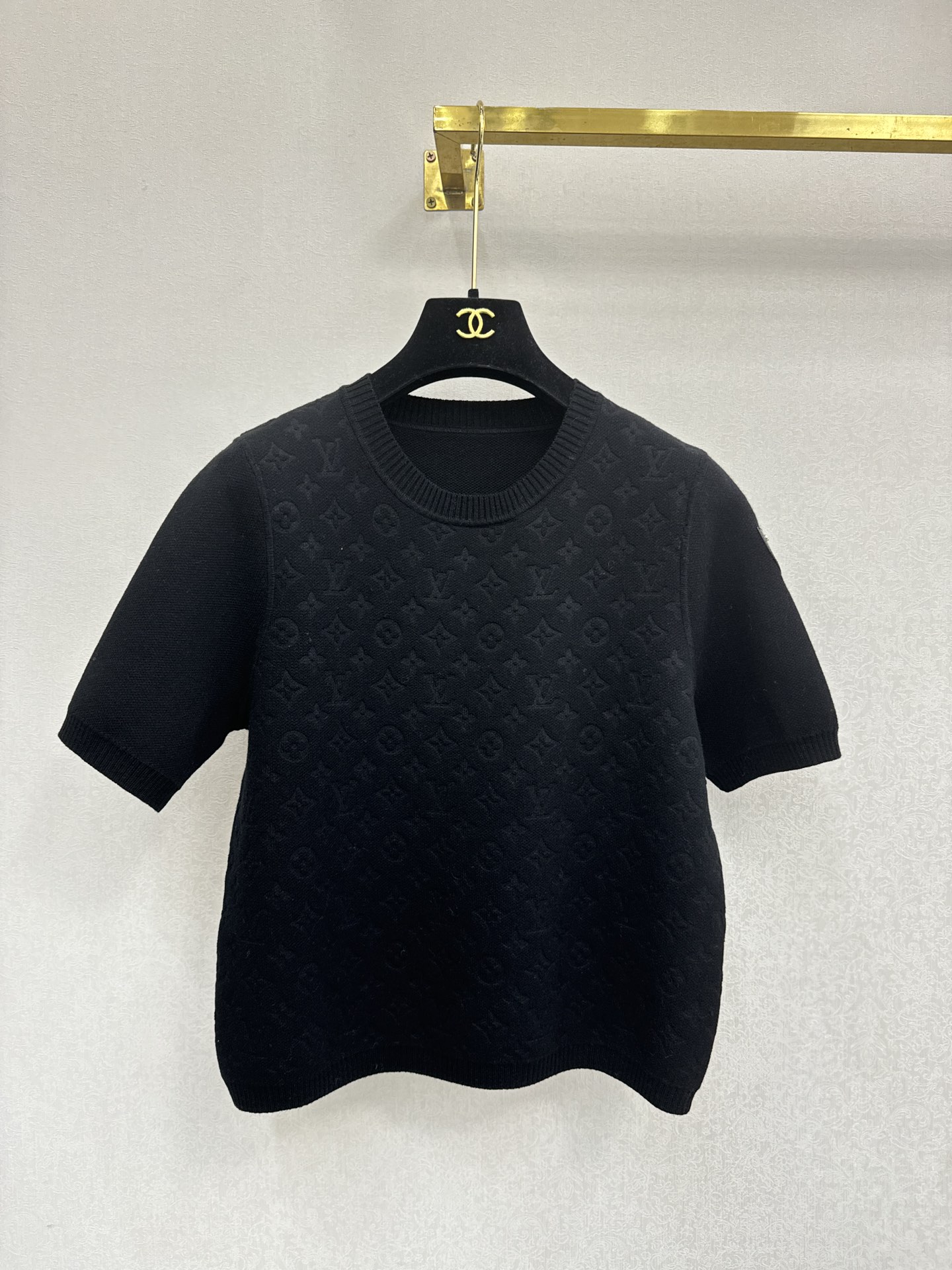 LV高版本新品🆕🆕圆领短袖💗💗实拍图🆕🆕两色3码