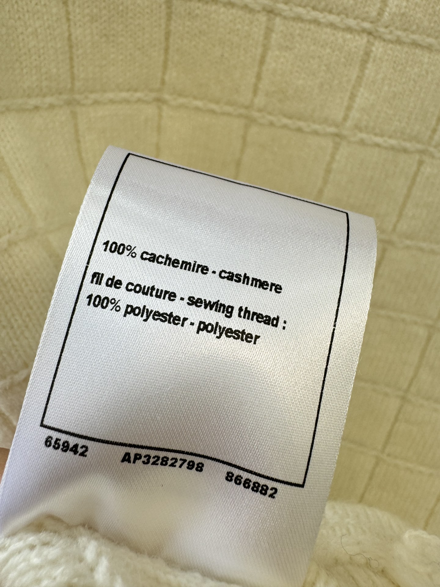 小香26P新品🆕🆕圆领纽扣开衫💗💗实拍图🆕🆕三色3码