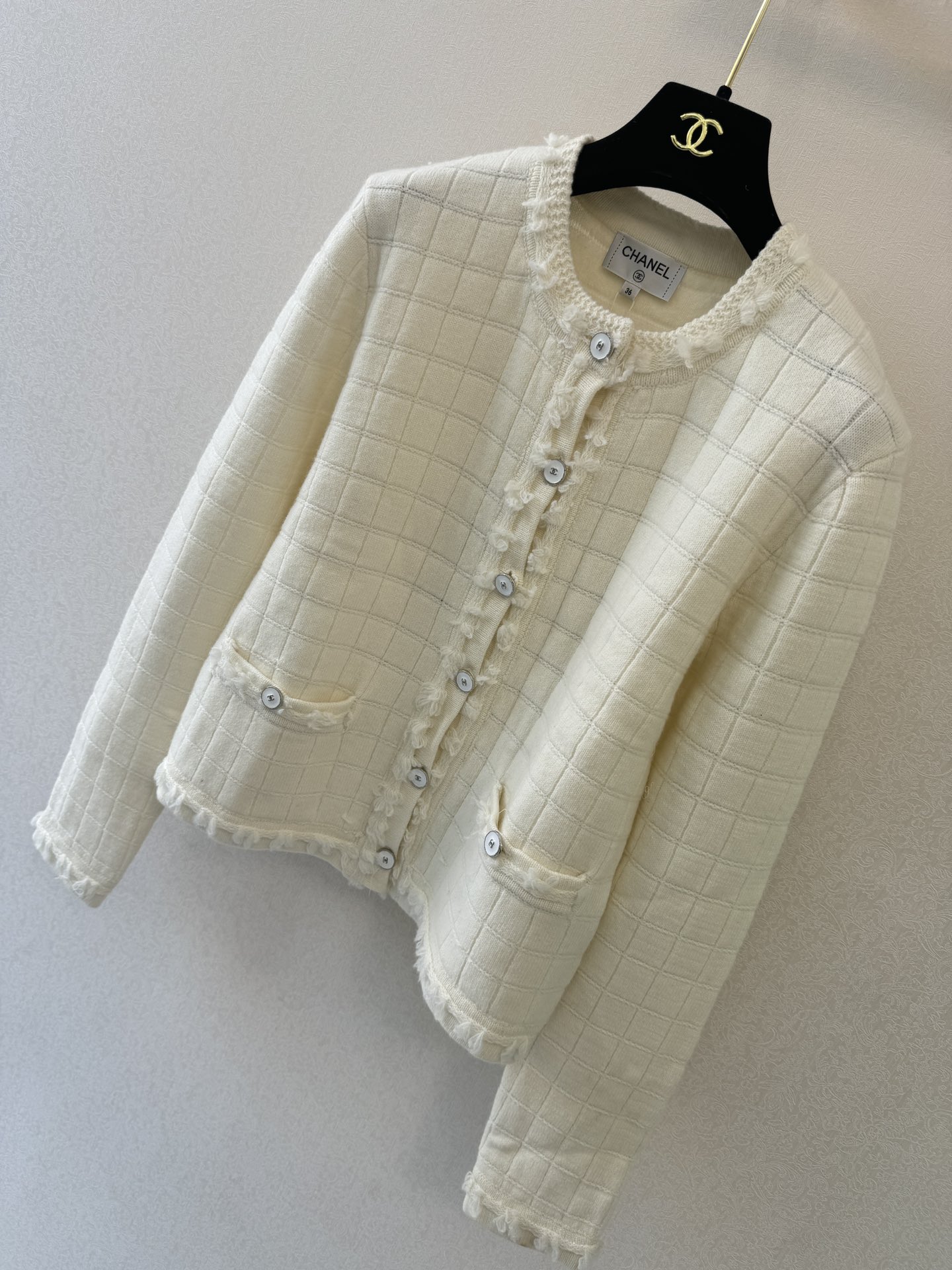 小香26P新品🆕🆕圆领纽扣开衫💗💗实拍图🆕🆕三色3码