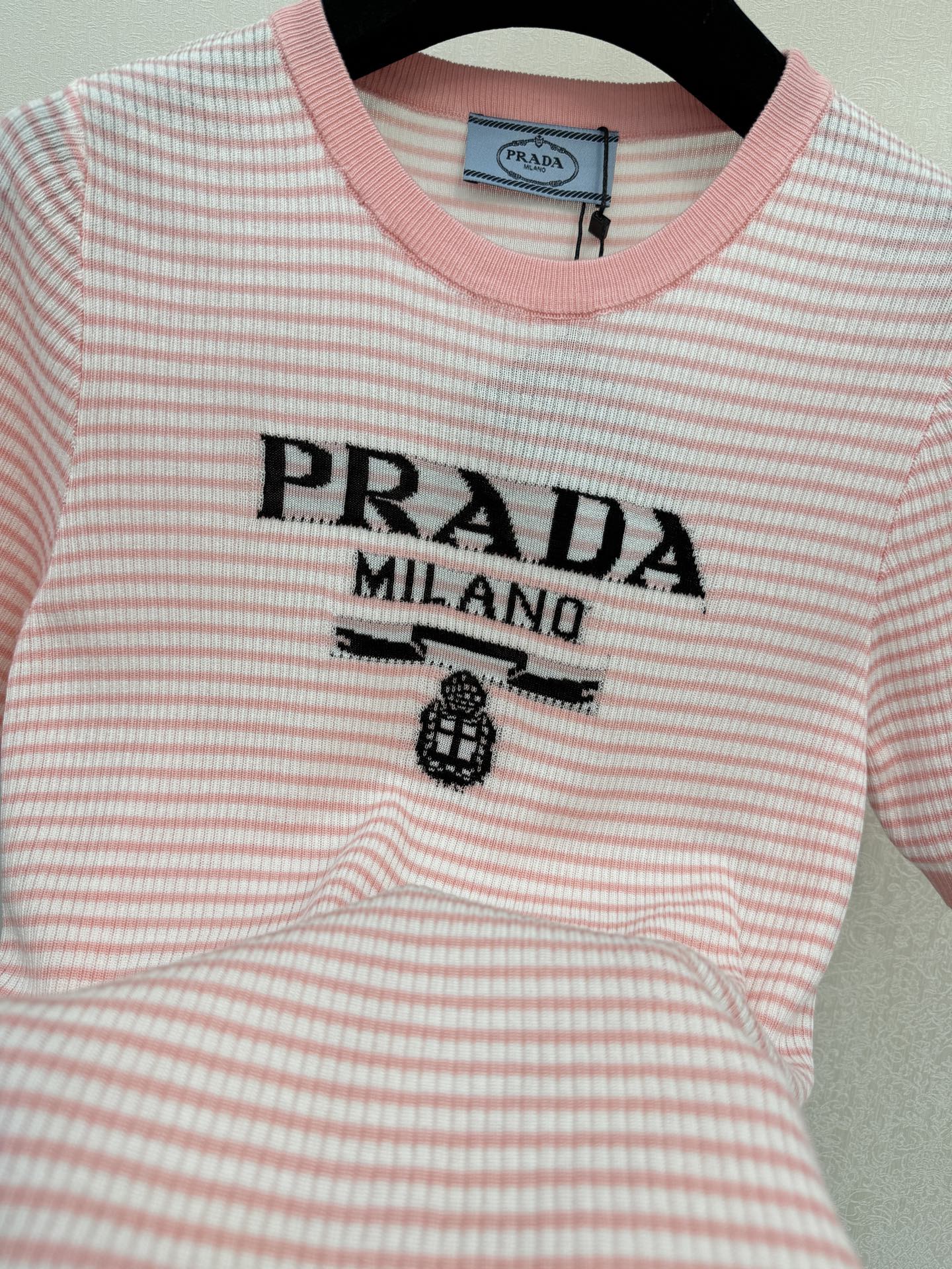 普拉达新品🆕🆕圆领短袖💗💗实拍图🆕🆕三色3码