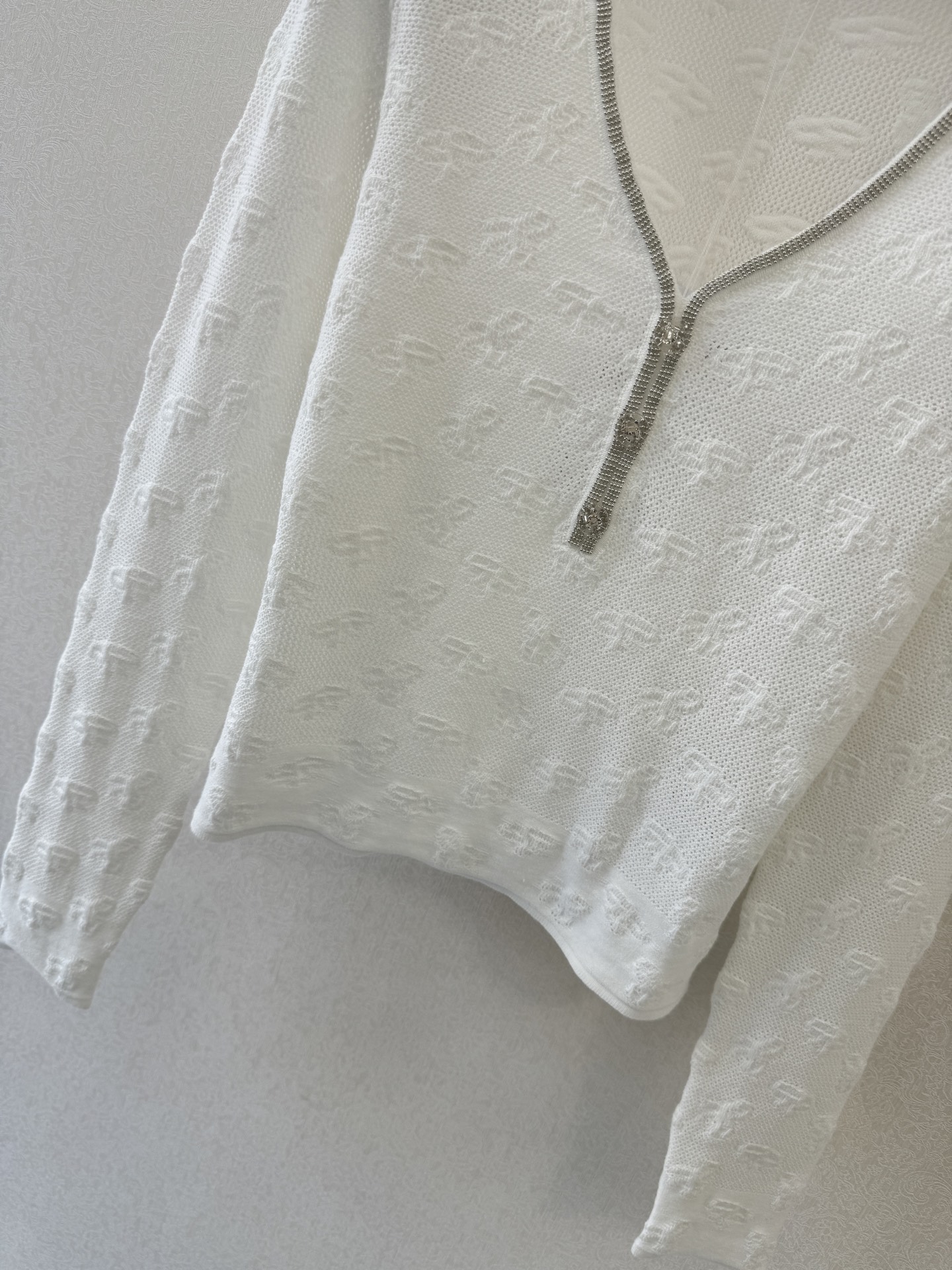 小香新品🆕🆕V领长袖💗💗实拍图🆕🆕