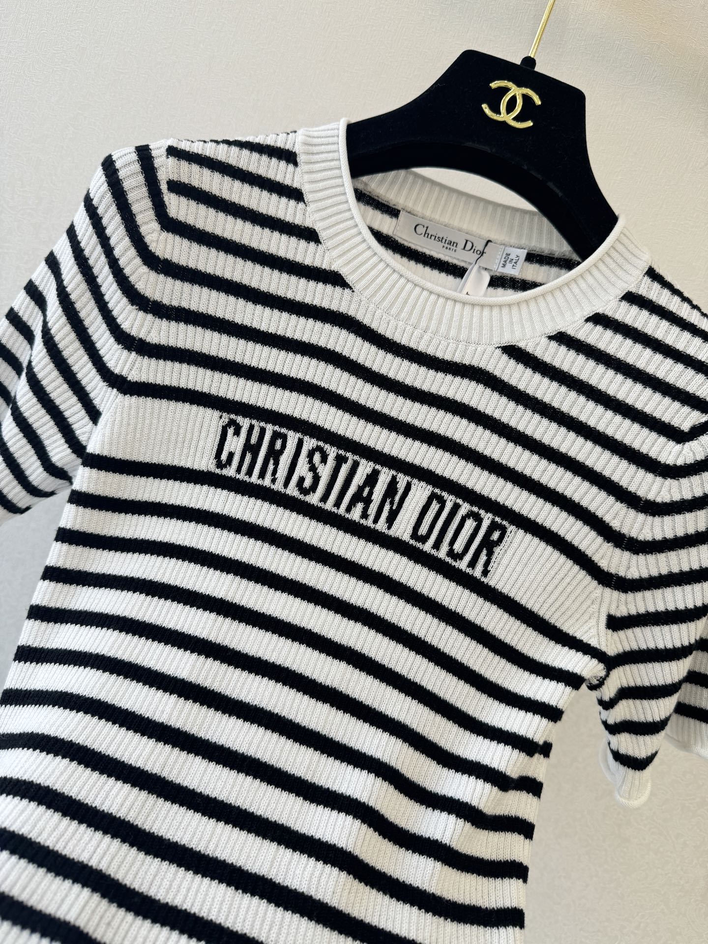迪奥新品🆕🆕圆领短袖💗💗实拍图🆕🆕两色3码