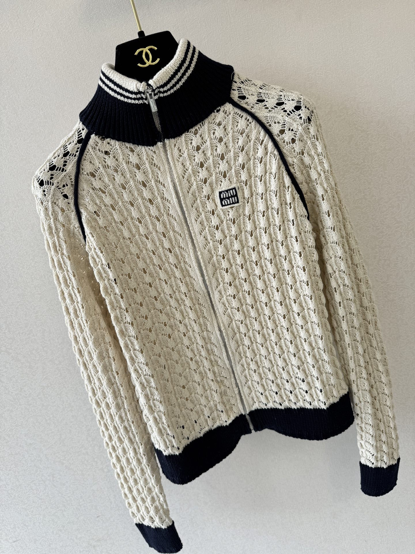 缪缪高版本新品🆕🆕拉链开衫🍀🍀实拍图💗💗