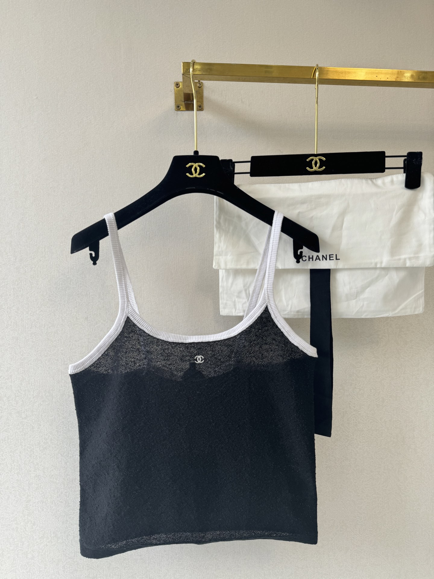 小香新品🆕🆕小吊带🍀🍀实拍图💗💗两色3码