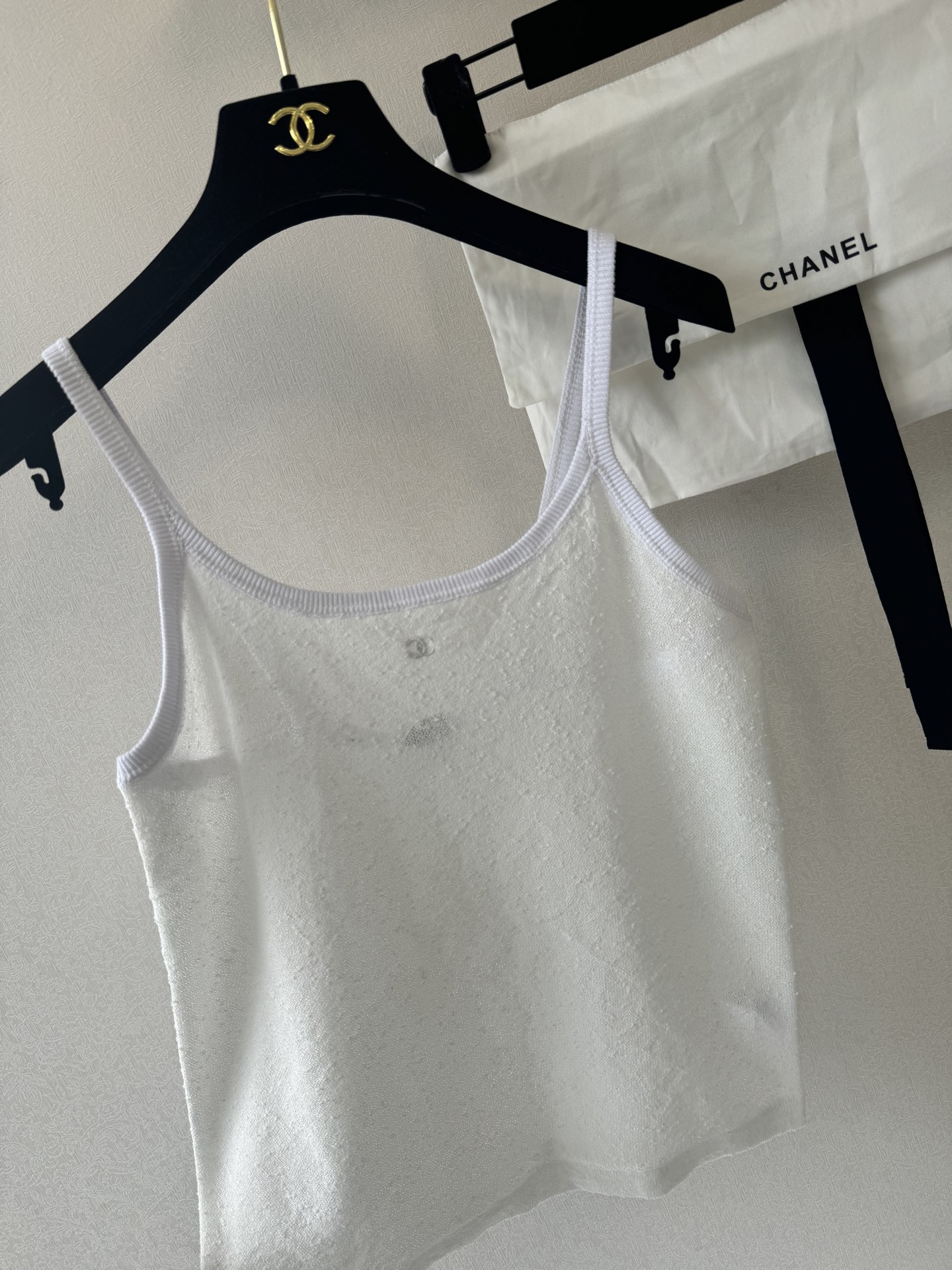 小香新品🆕🆕小吊带🍀🍀实拍图💗💗两色3码