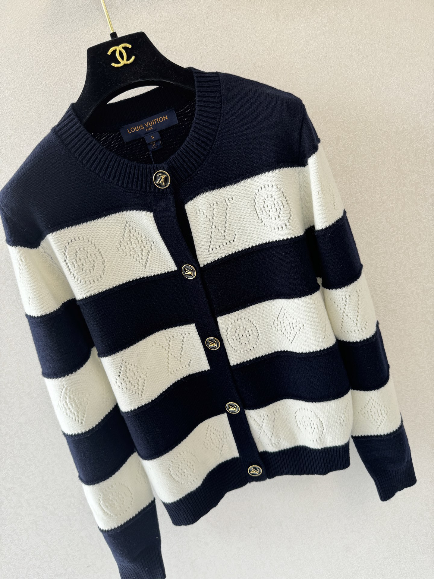 LV新品🆕🆕圆领开衫💗💗实拍图🆕🆕