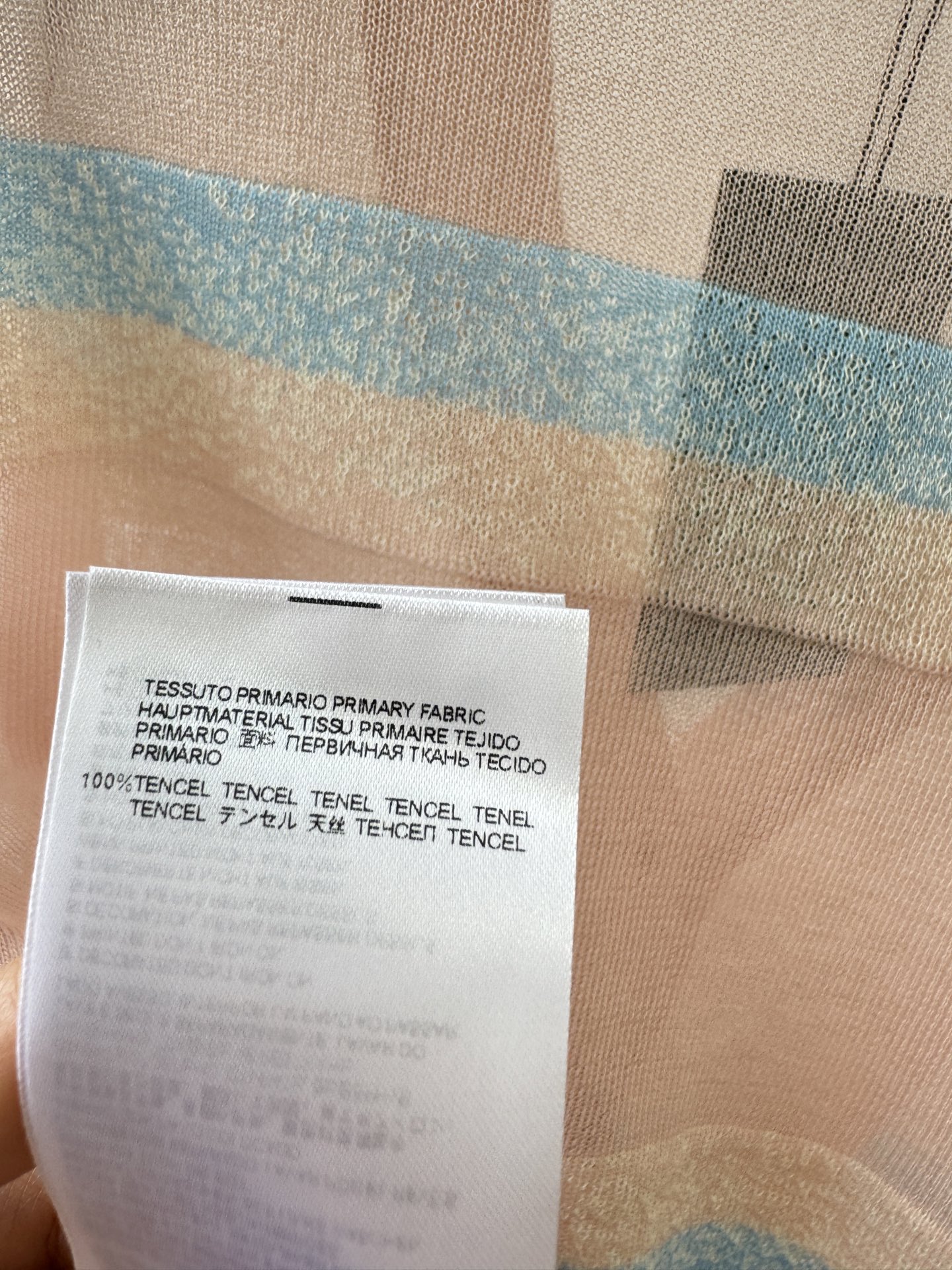 西太后新品🆕🆕V领开衫💗💗实拍图🆕🆕三色3码