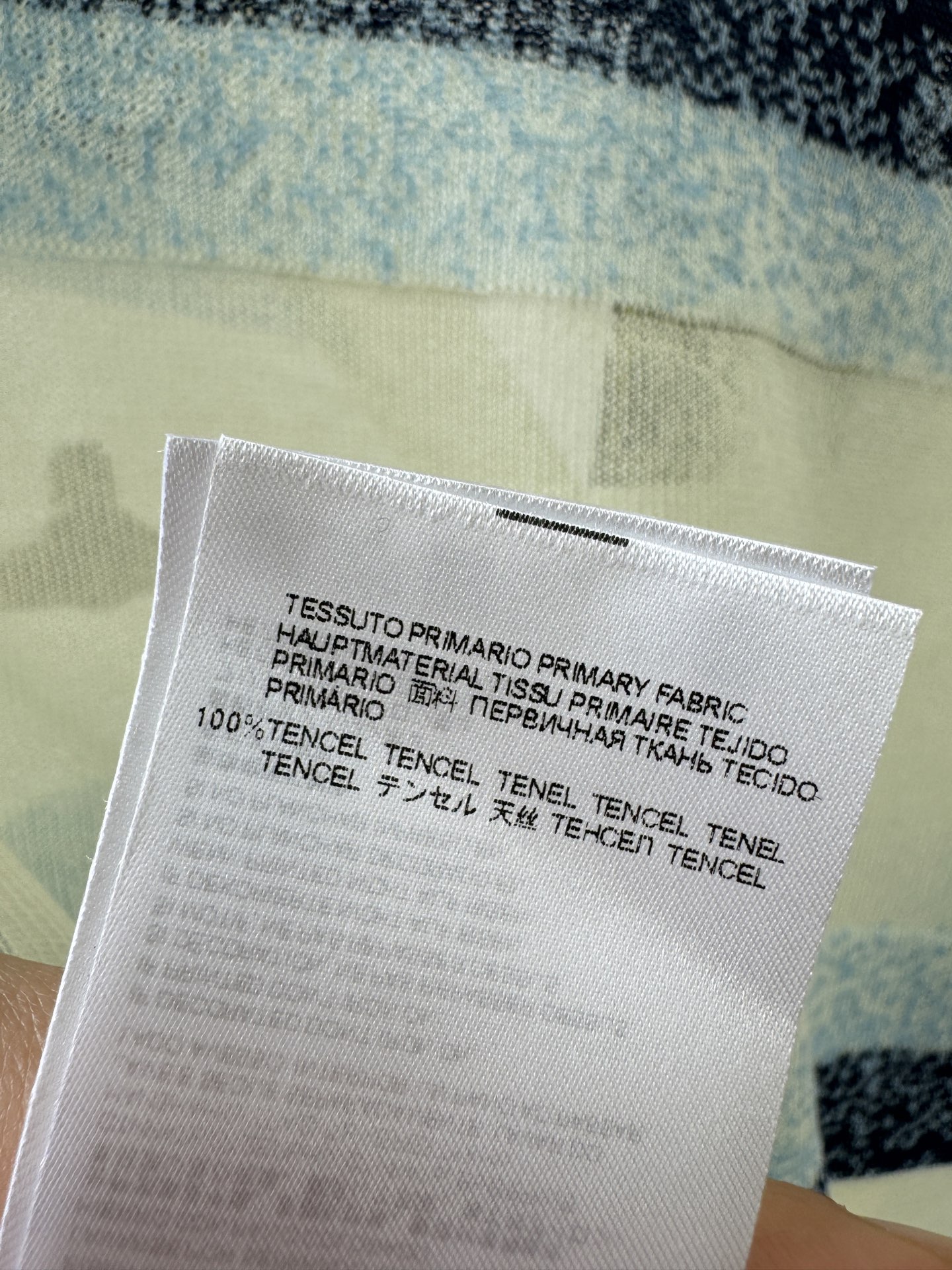 西太后新品🆕🆕V领开衫💗💗实拍图🆕🆕三色3码