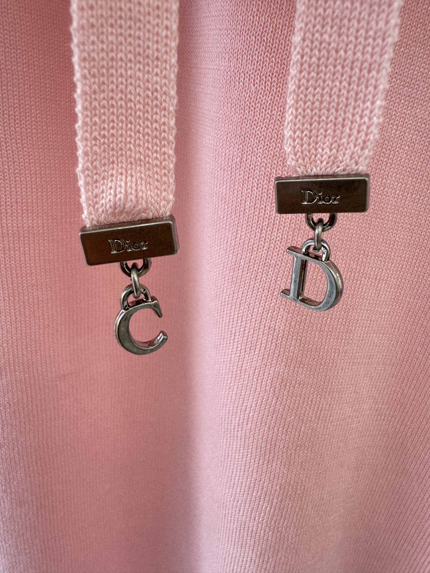 迪奥高版本新品🆕🆕圆领短袖💗💗实拍图🆕🆕两色3码