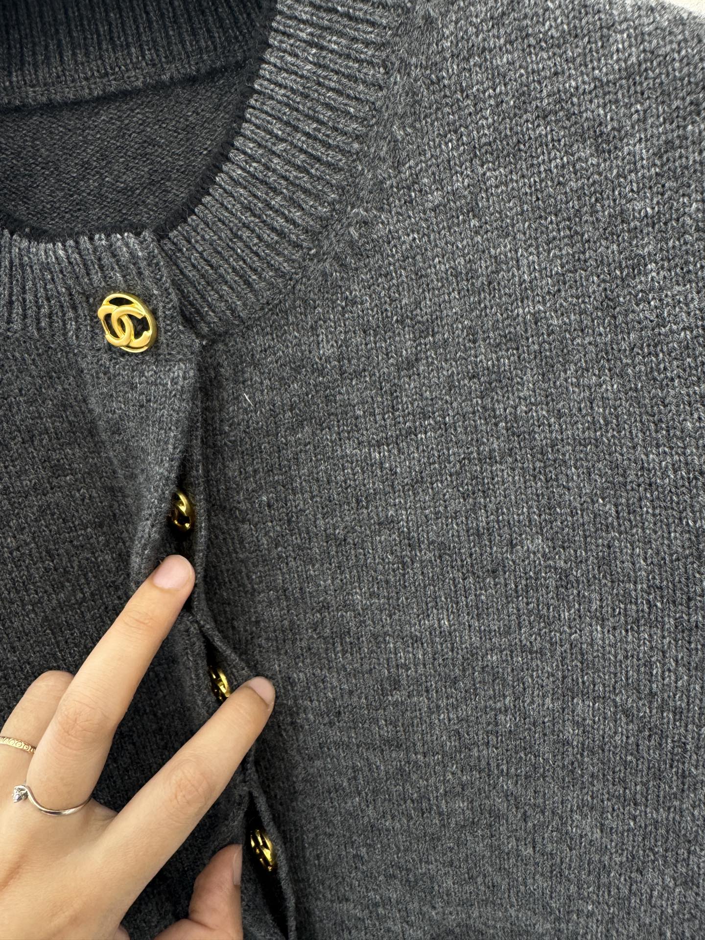 小香高版本新品🆕🆕圆领长袖💗💗实拍图🆕🆕三色3码