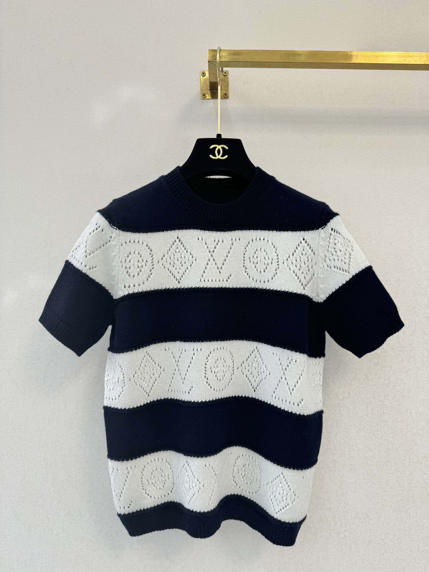 LV高版本新品🆕🆕圆领短袖💗💗实拍图🆕🆕单色3码