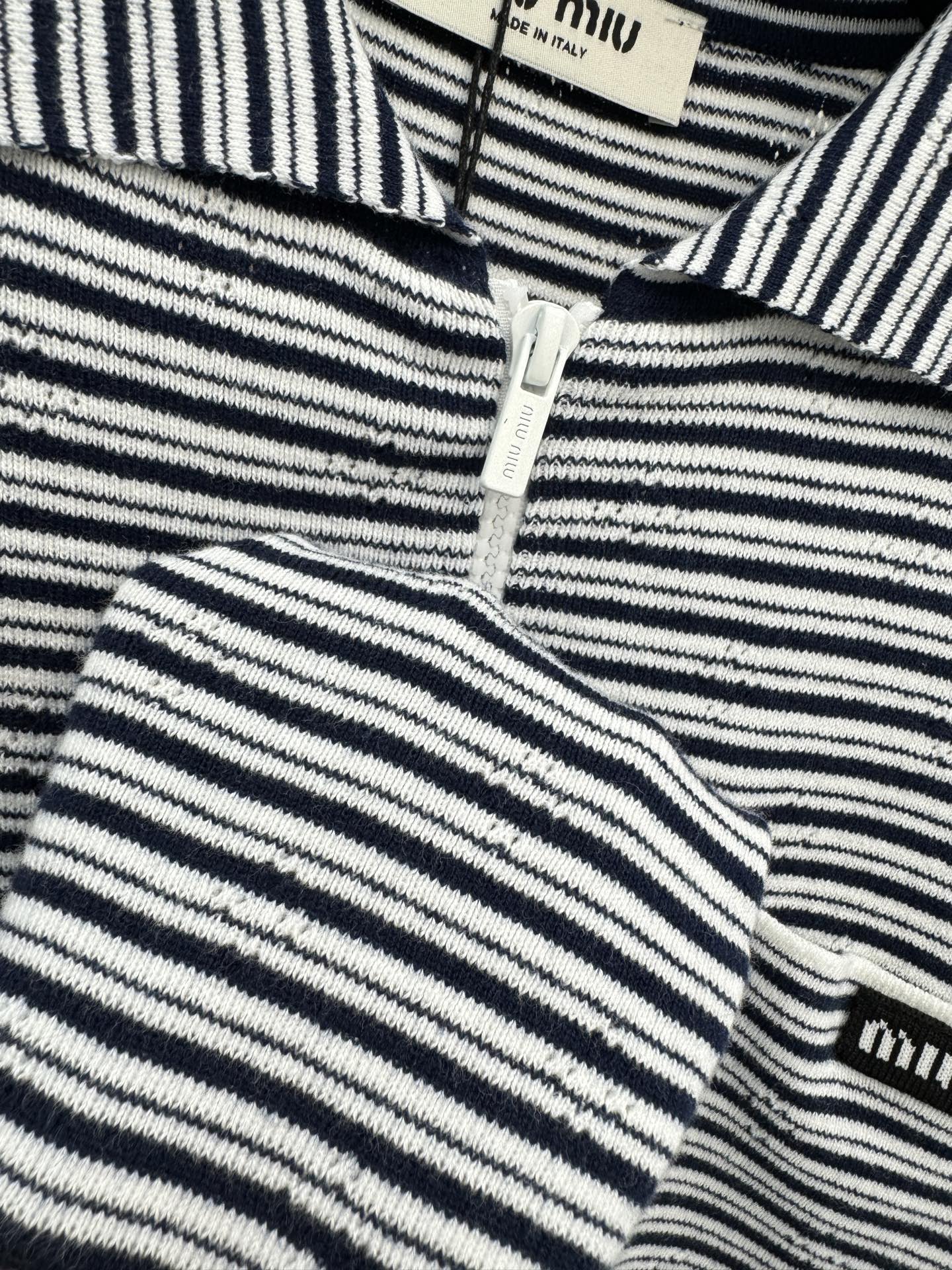 缪缪新品🆕🆕翻领半拉链💗💗实拍图🆕🆕