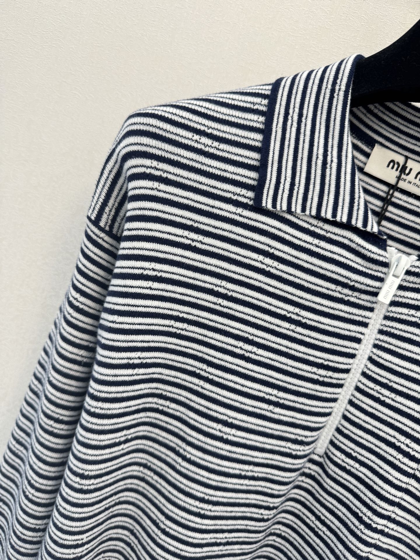 缪缪新品🆕🆕翻领半拉链💗💗实拍图🆕🆕