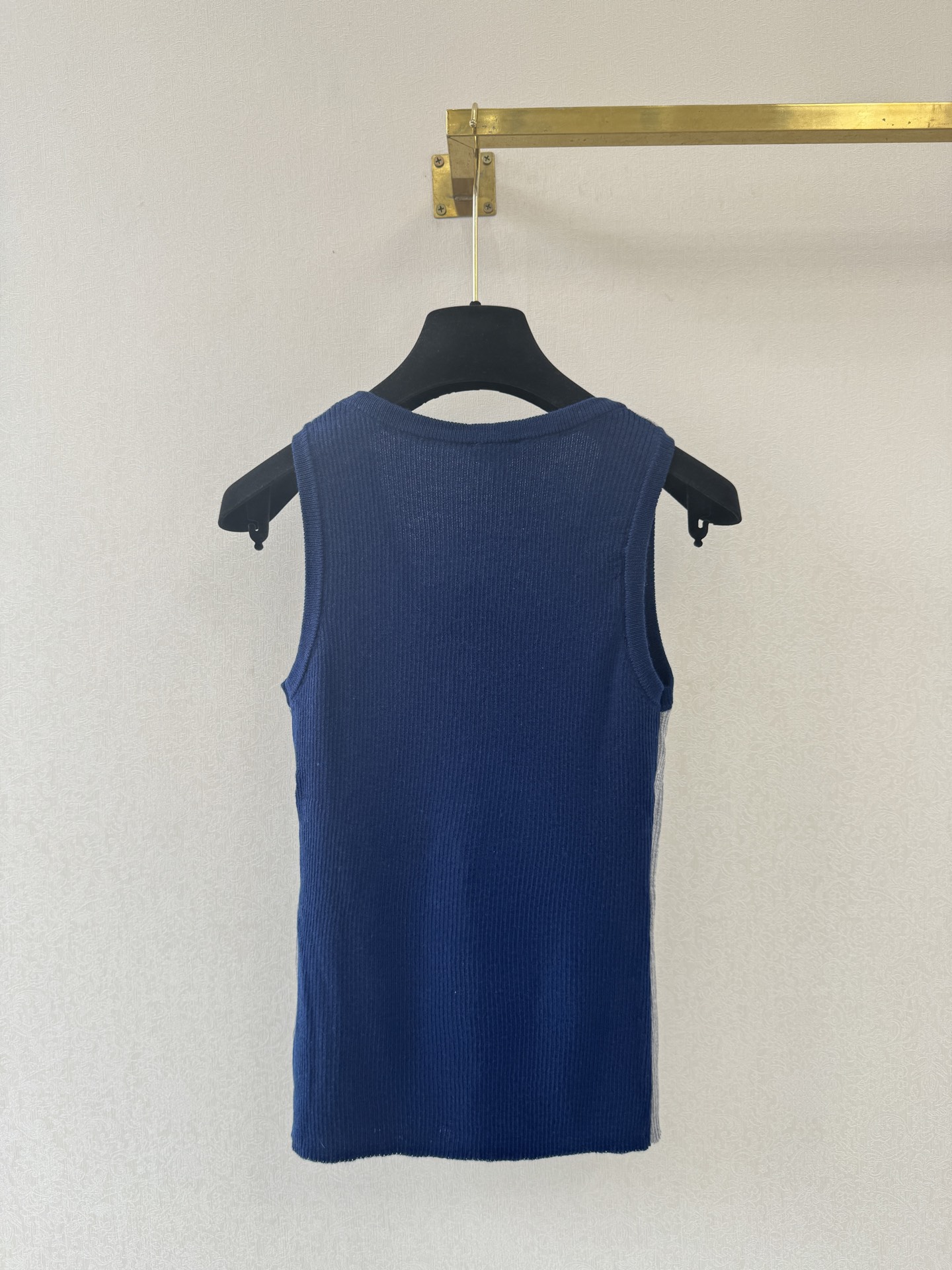 罗意威新品🆕🆕背心💗💗实拍图🆕🆕两色3码