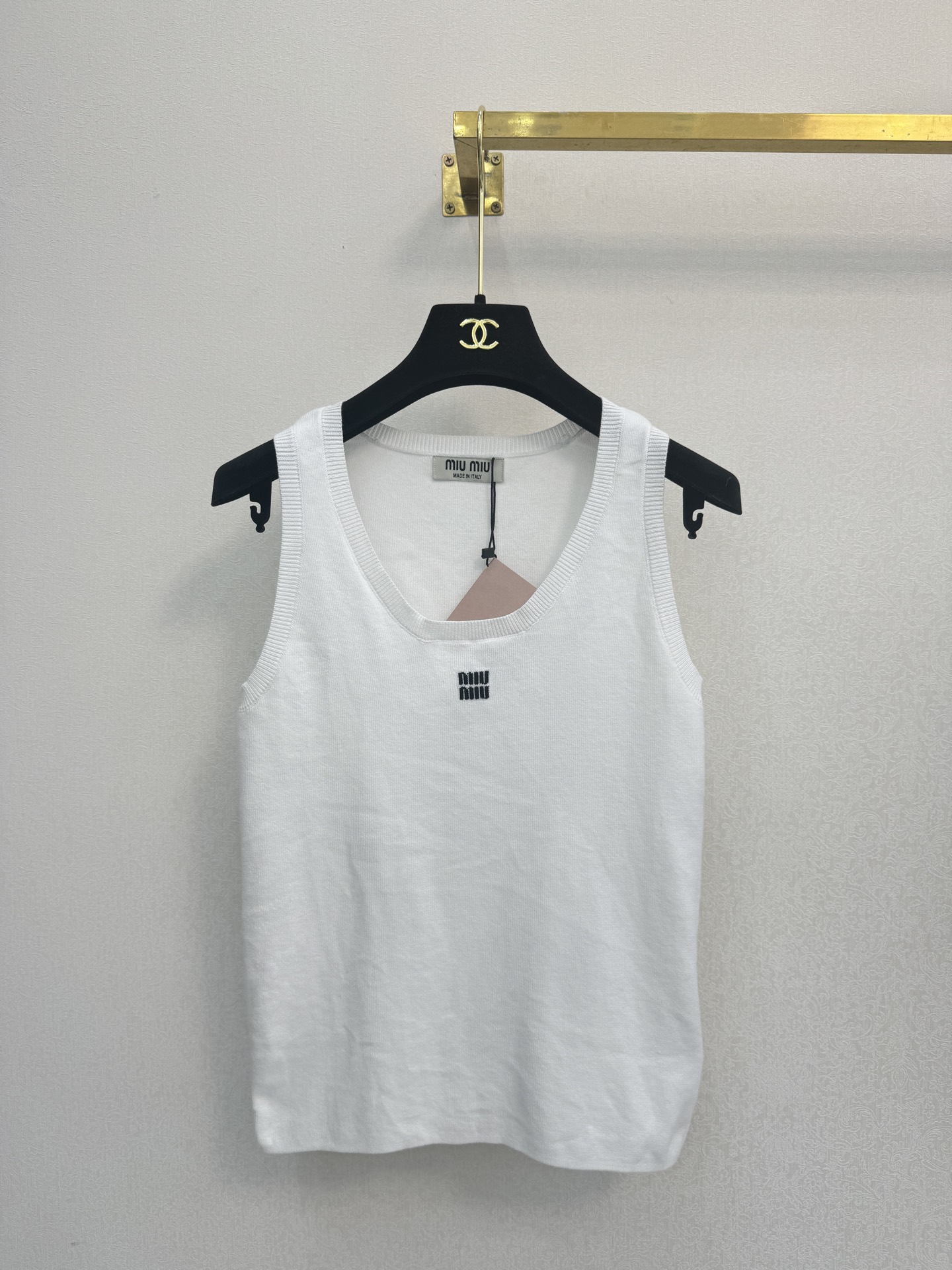 缪缪新品🆕🆕背心💗💗实拍图🆕🆕两色3码