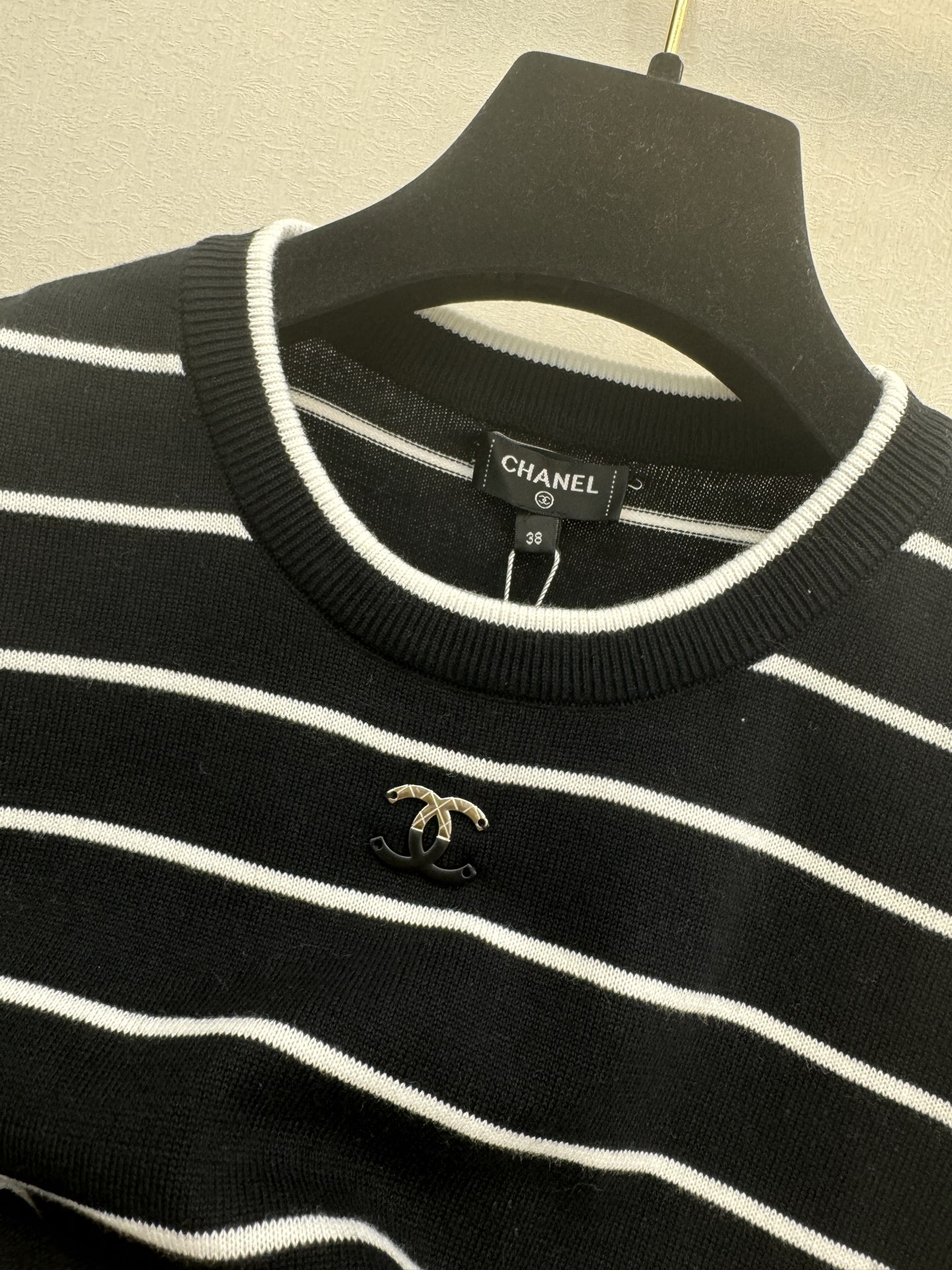 小香新品🆕🆕圆领短袖💗💗实拍图🆕🆕两色3码