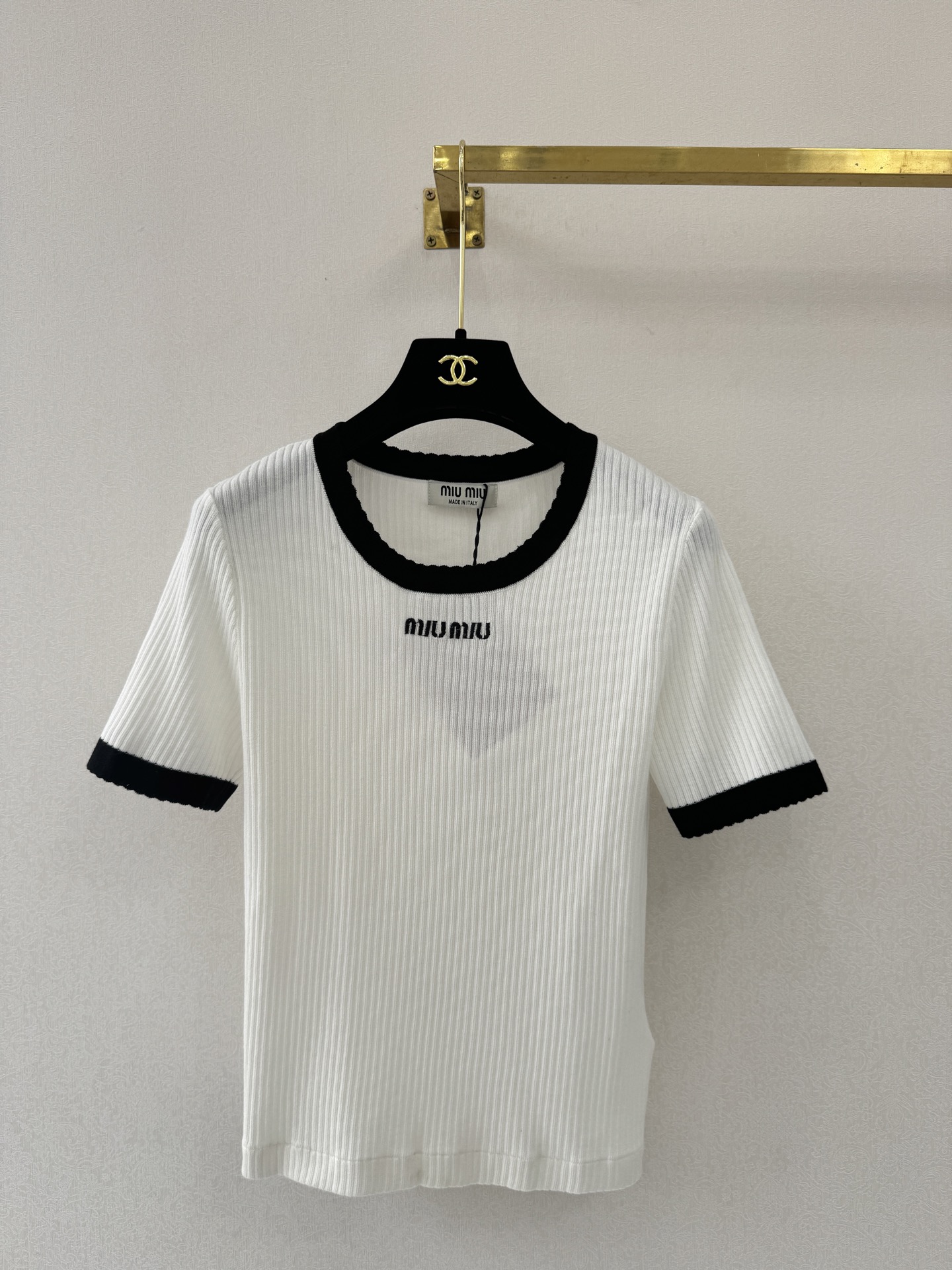 缪缪新品🆕🆕圆领短袖💗💗实拍图🆕🆕