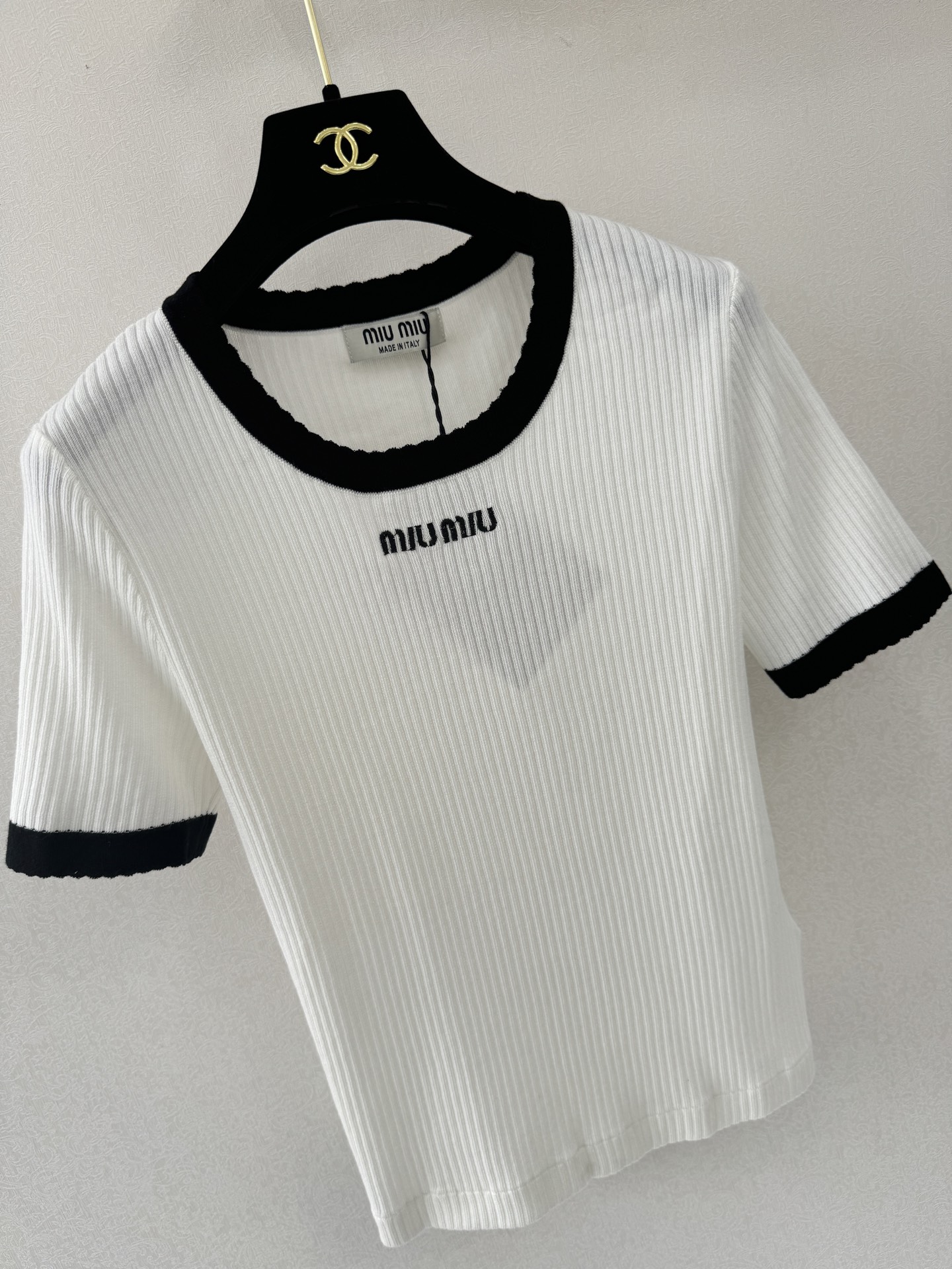 缪缪新品🆕🆕圆领短袖💗💗实拍图🆕🆕