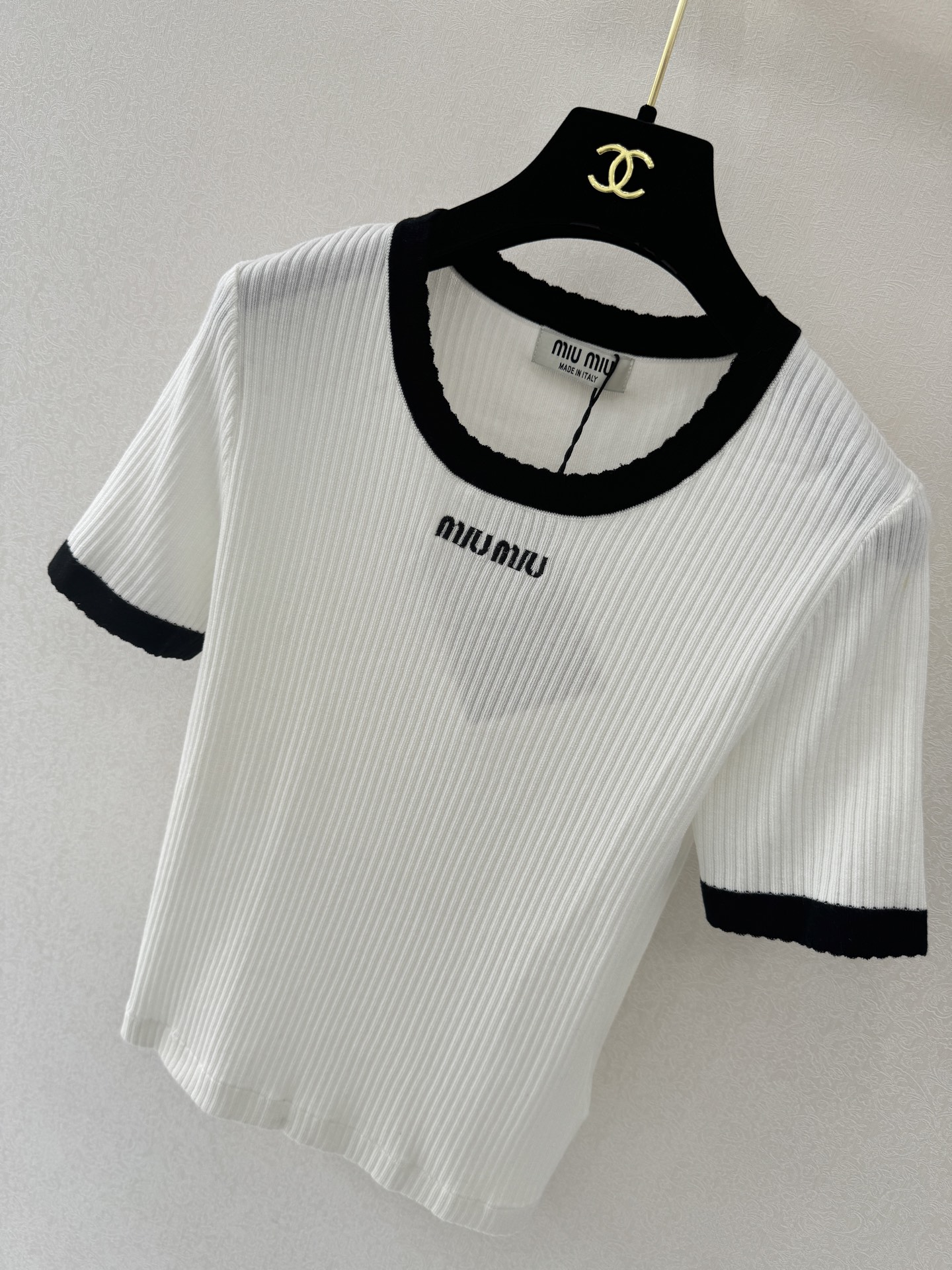 缪缪新品🆕🆕圆领短袖💗💗实拍图🆕🆕