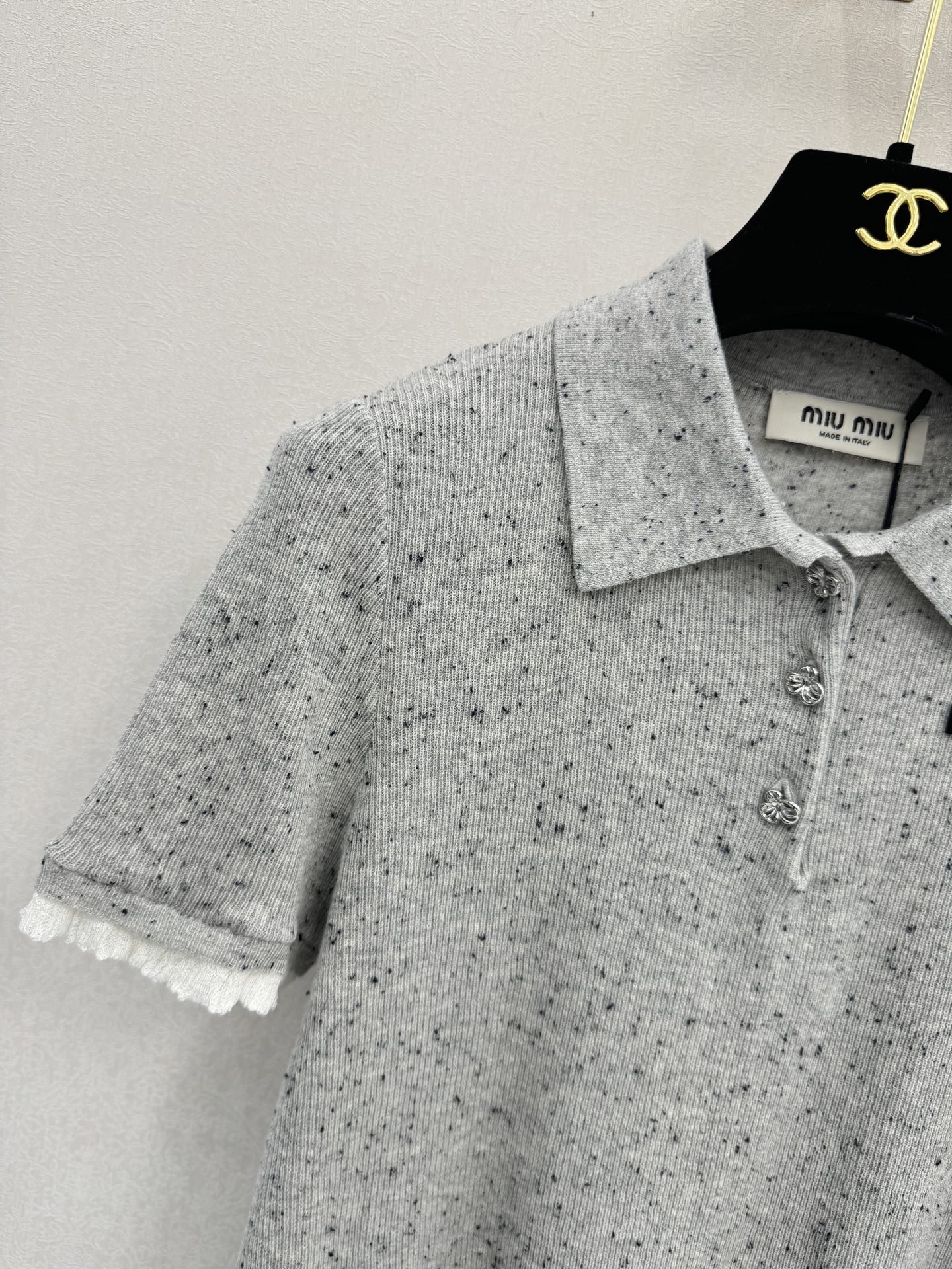 缪缪新品🆕🆕Polo领短袖💗💗实拍图🆕🆕两色3码