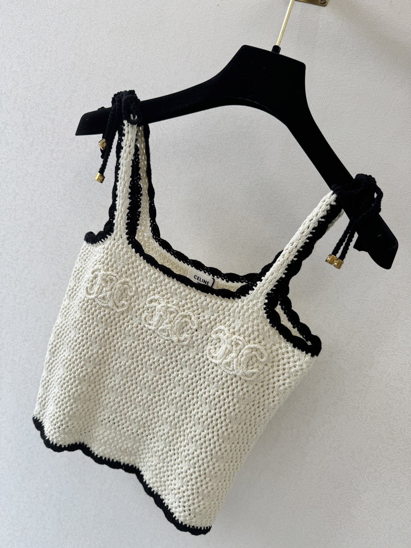 赛琳经典款🆕🆕小吊带💗💗实拍图🆕🆕