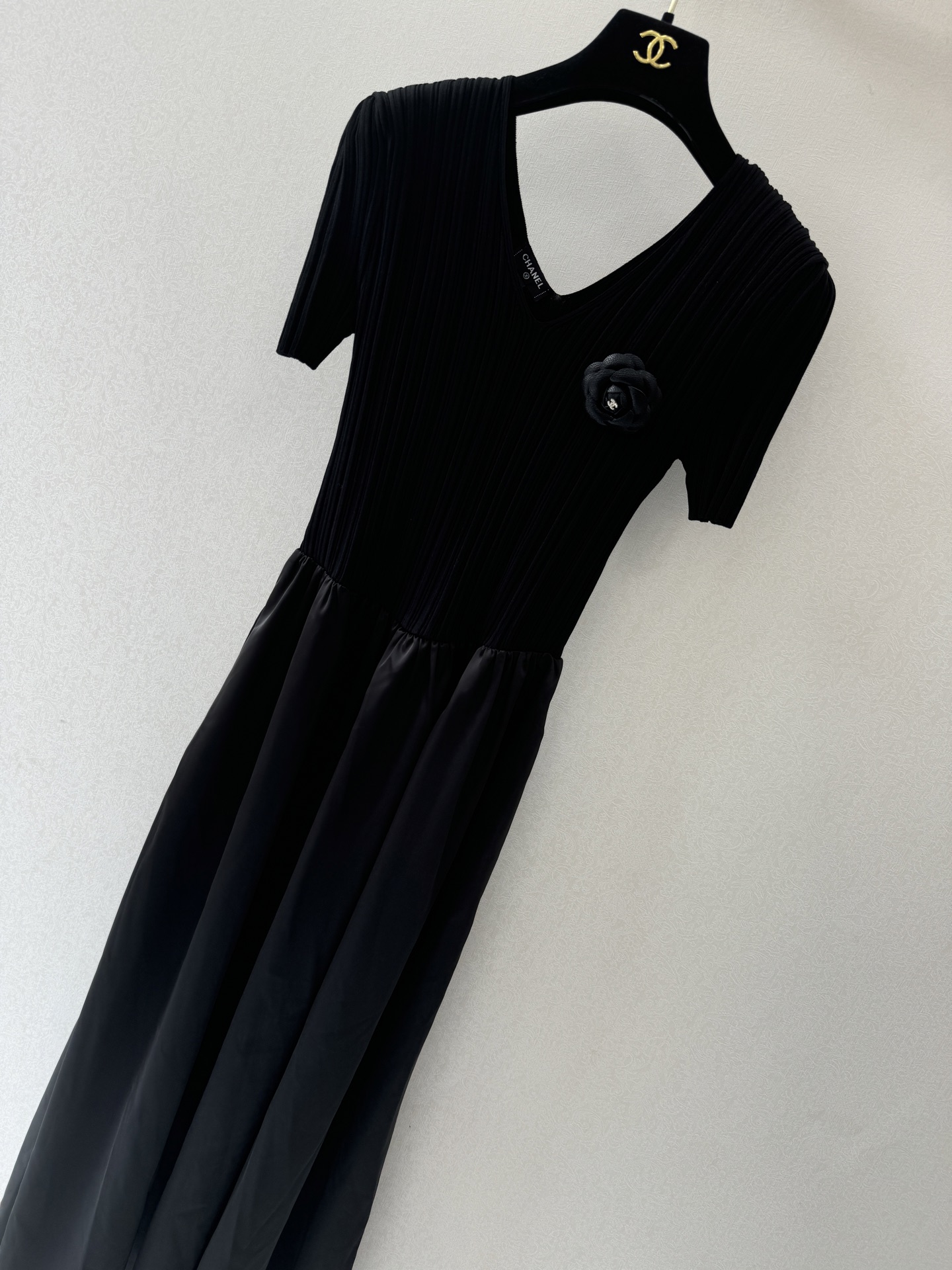 小香新品🆕🆕V领长裙💗💗实拍图🆕🆕