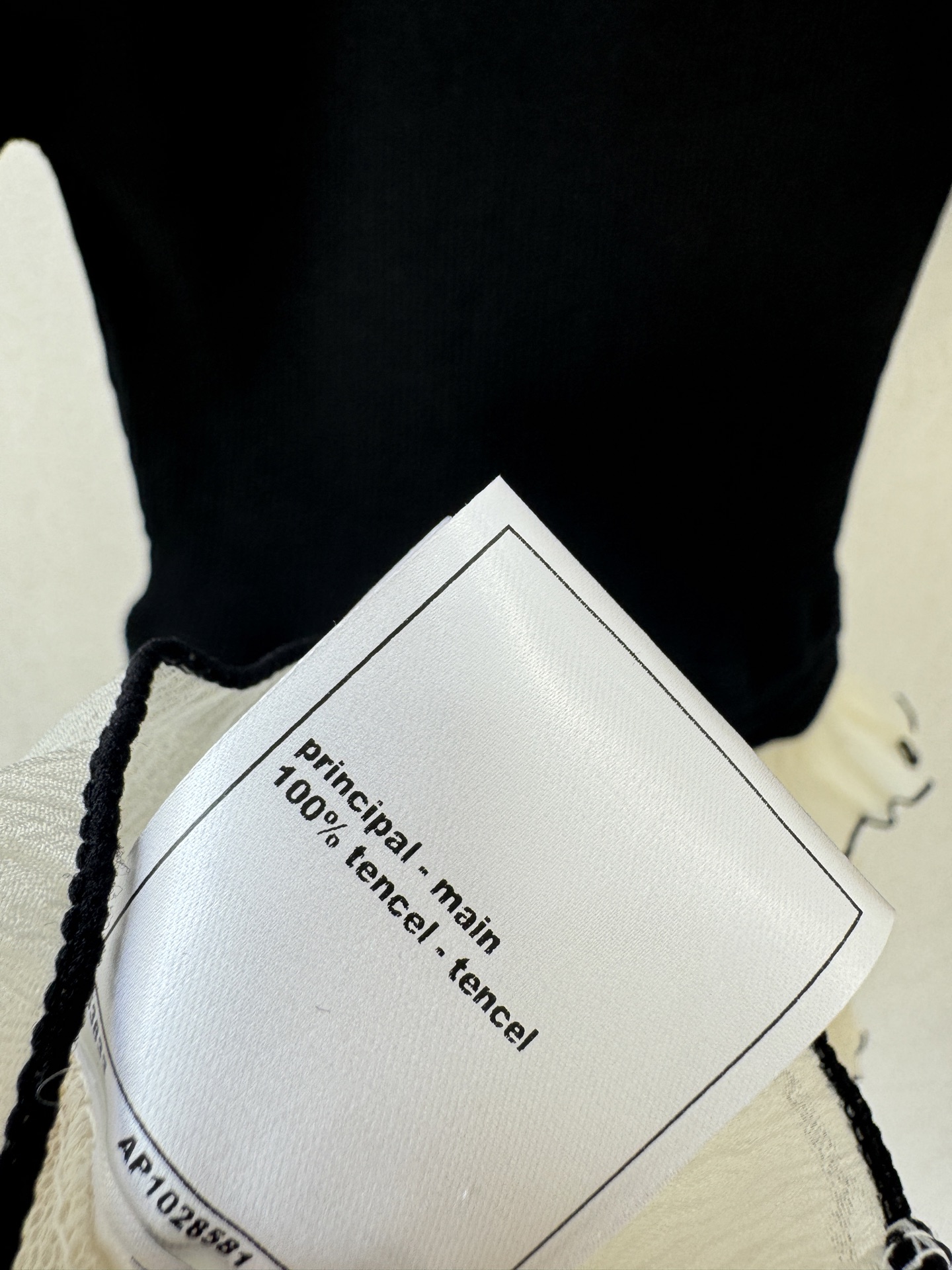 小香新品🆕🆕圆领短袖长裙💗💗实拍图🆕🆕两色3码💜🖤