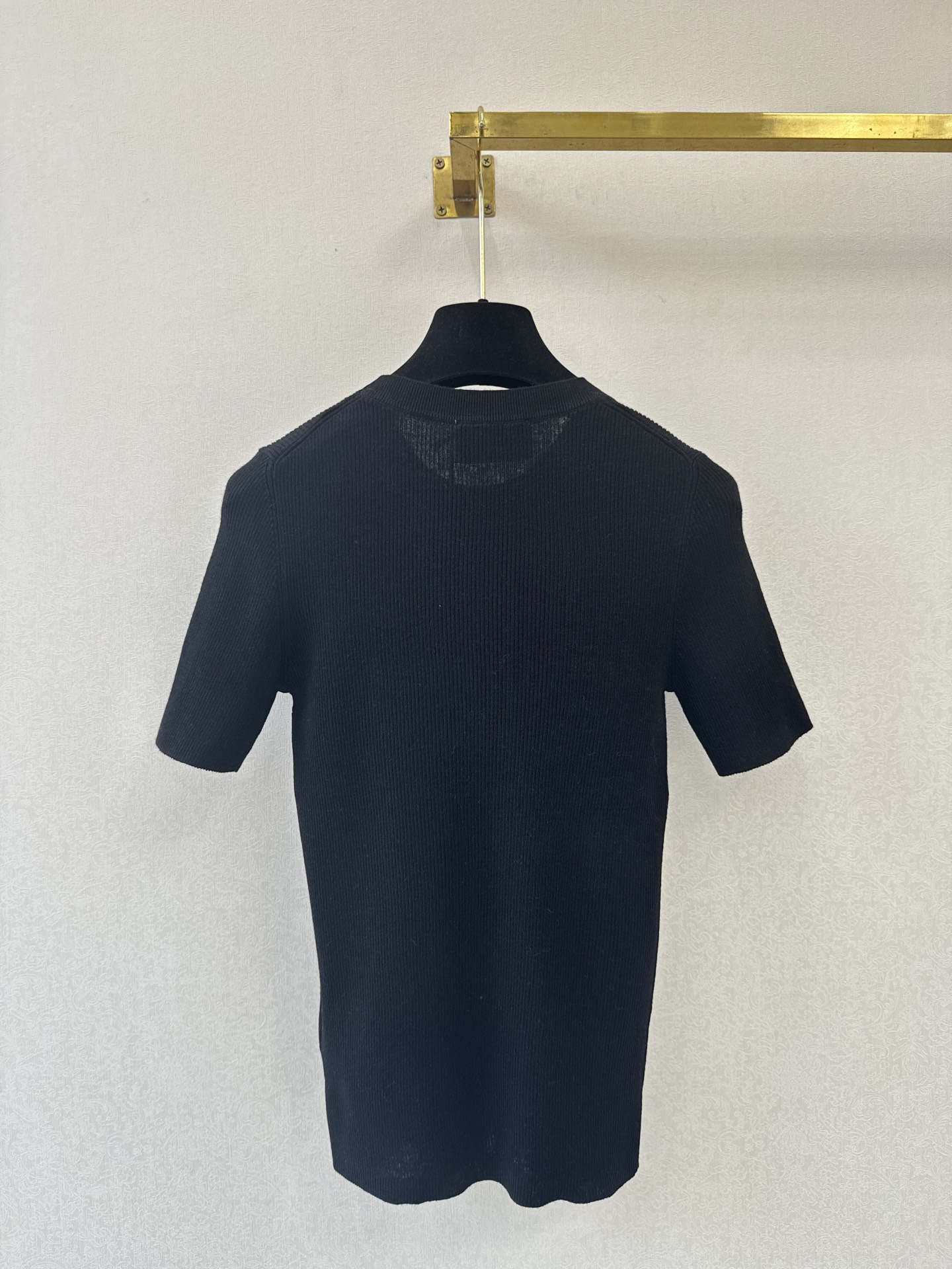 普拉达新品🆕🆕圆领短袖💗💗实拍图🆕四色3码