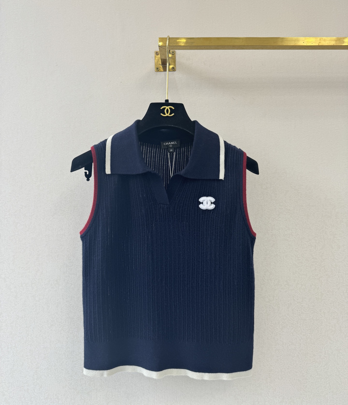 小香新品🆕🆕翻领背心💗💗实拍图🆕🆕两色3码