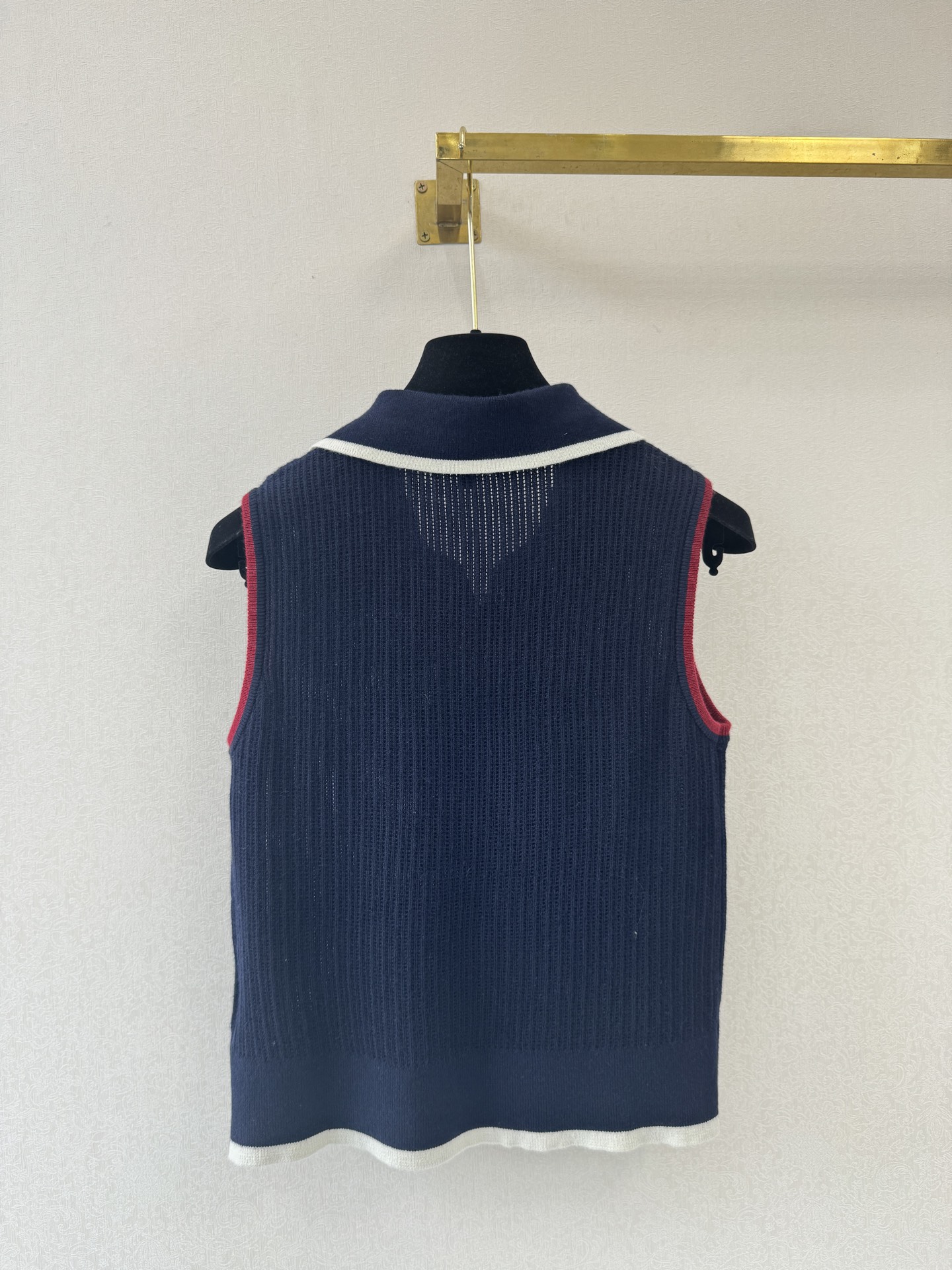 小香新品🆕🆕翻领背心💗💗实拍图🆕🆕两色3码