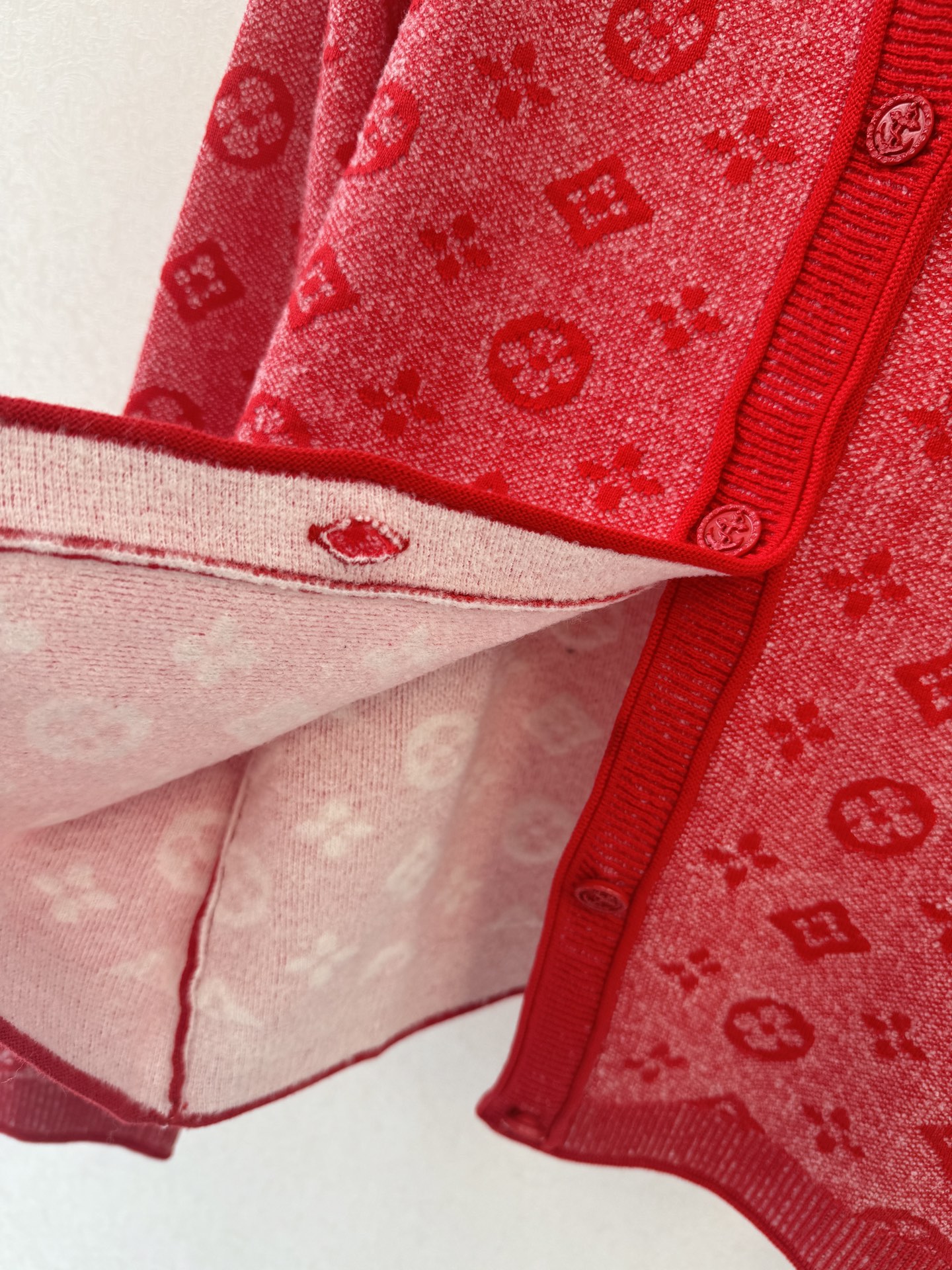 LV高版本新品🆕🆕圆领开衫💗💗实拍图🆕🆕