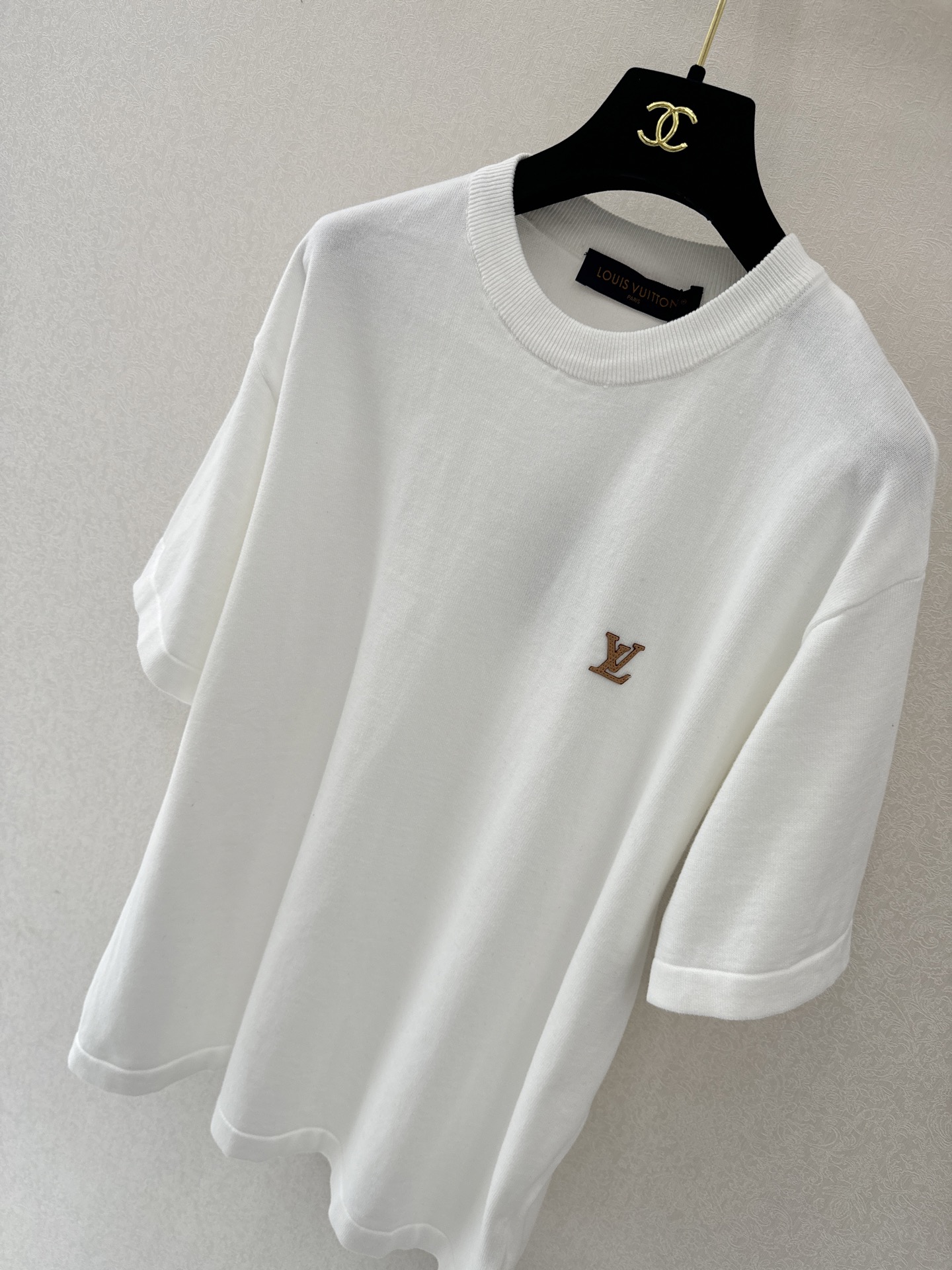 LV新品🆕🆕圆领短袖💗💗实拍图🆕🆕两色4码