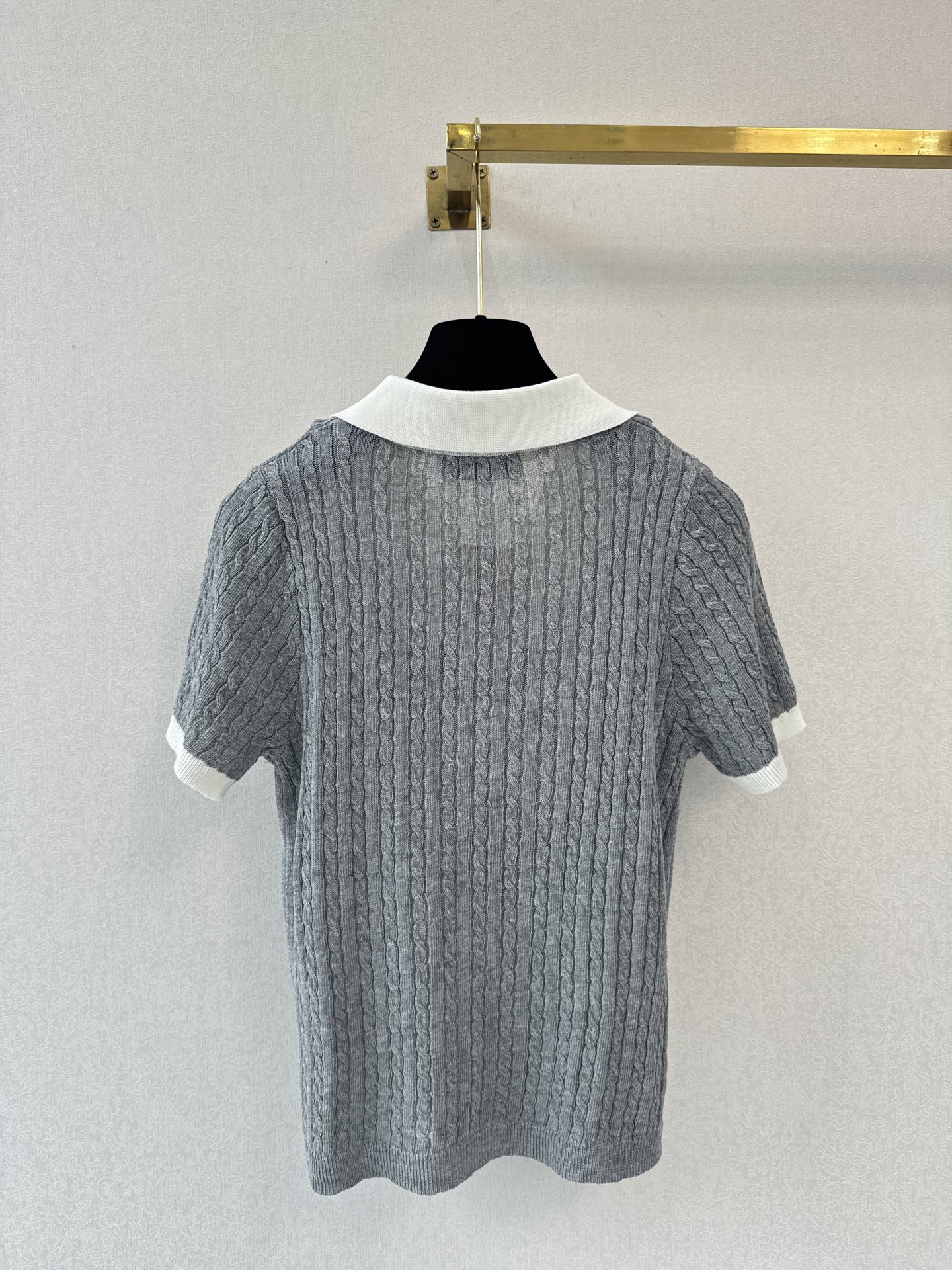 缪缪新品🆕🆕V领套头💗💗实拍图🆕🆕两色3码