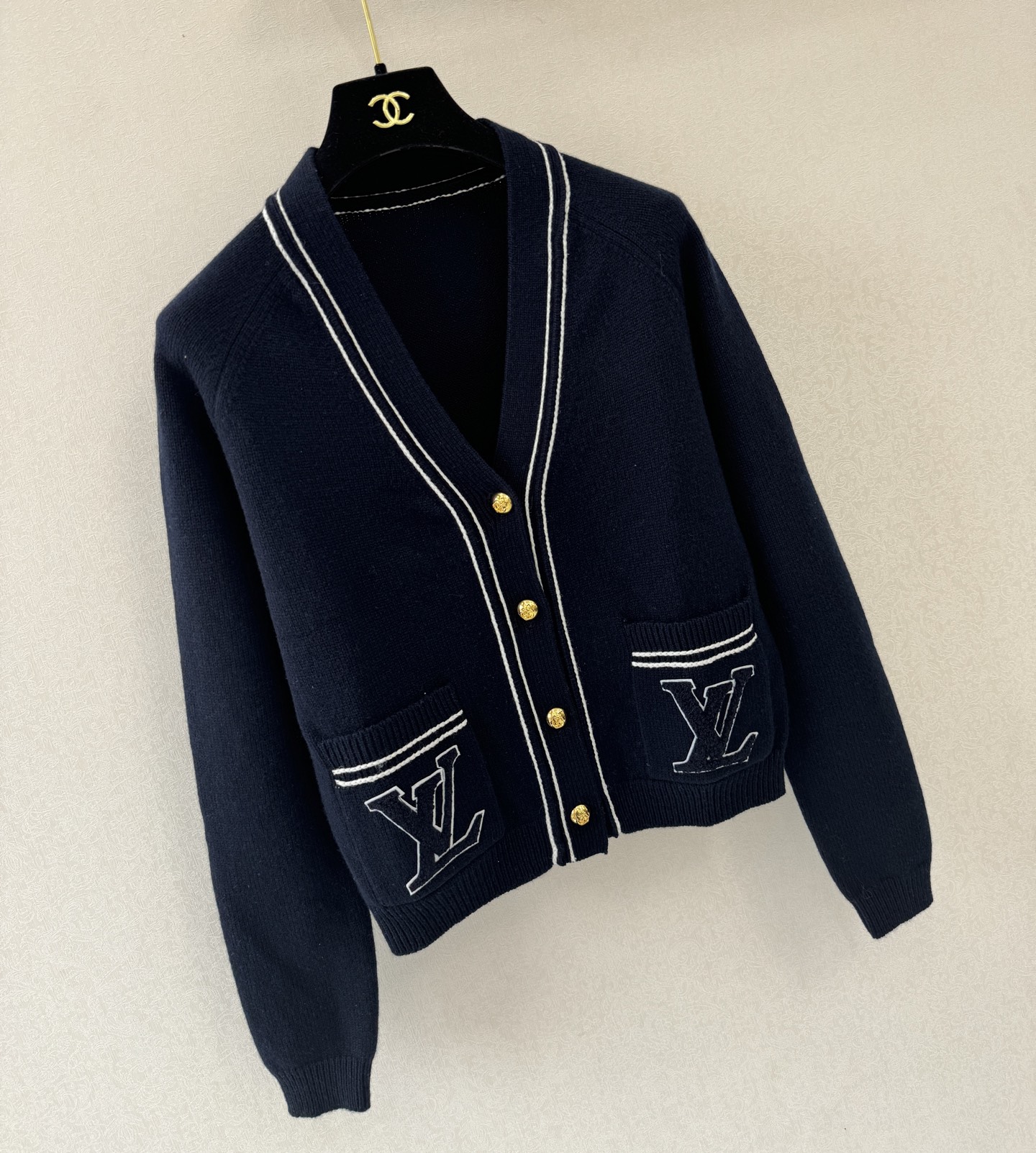 LV高版本新品🆕🆕V领开衫💗💗实拍图🆕🆕