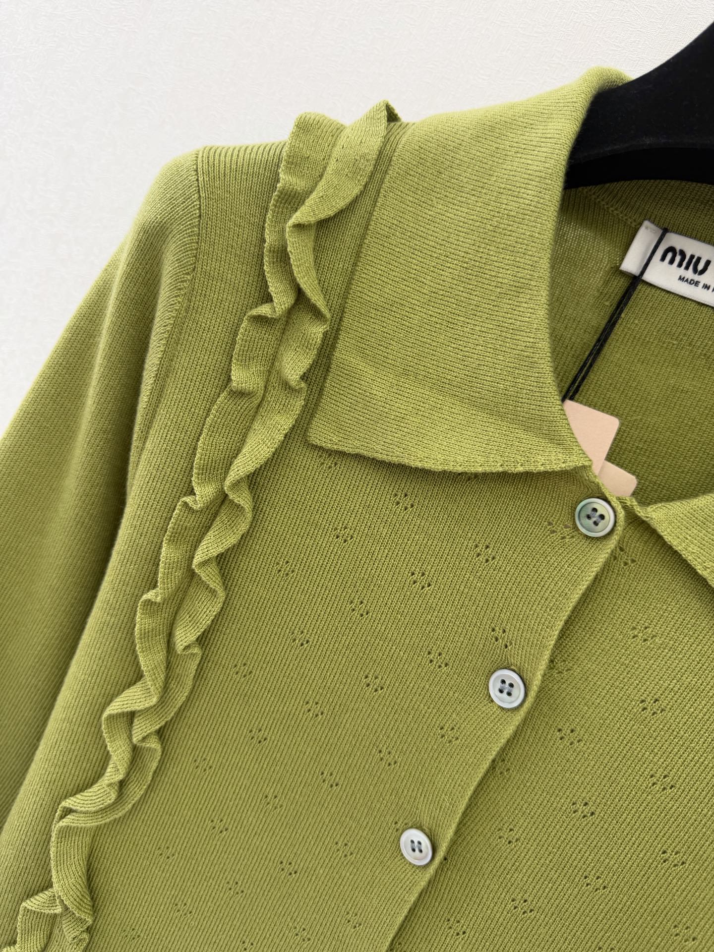 缪缪新品🆕🆕翻领长袖开衫💗💗实拍图🆕🆕两色3码