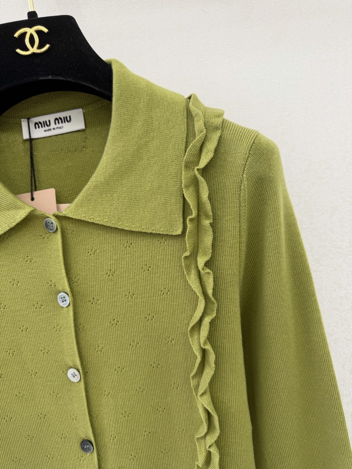 缪缪新品🆕🆕翻领长袖开衫💗💗实拍图🆕🆕两色3码