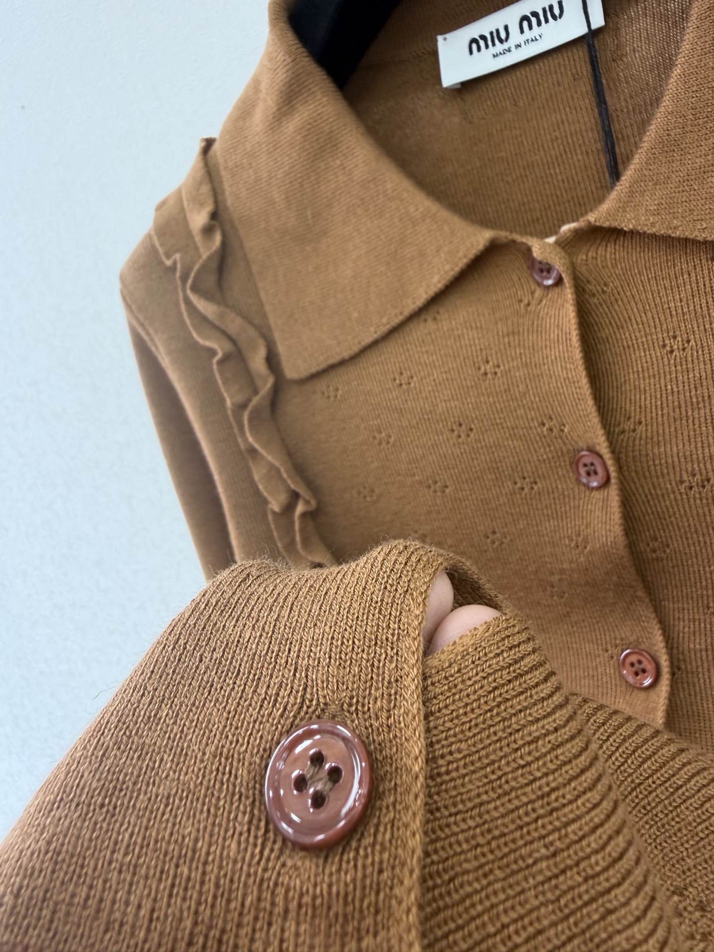 缪缪新品🆕🆕翻领长袖开衫💗💗实拍图🆕🆕两色3码