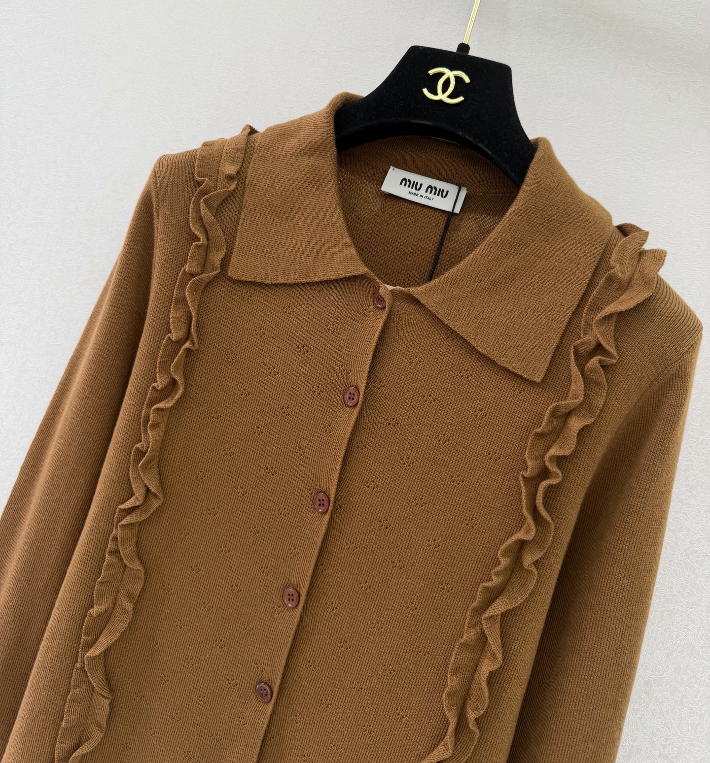 缪缪新品🆕🆕翻领长袖开衫💗💗实拍图🆕🆕两色3码